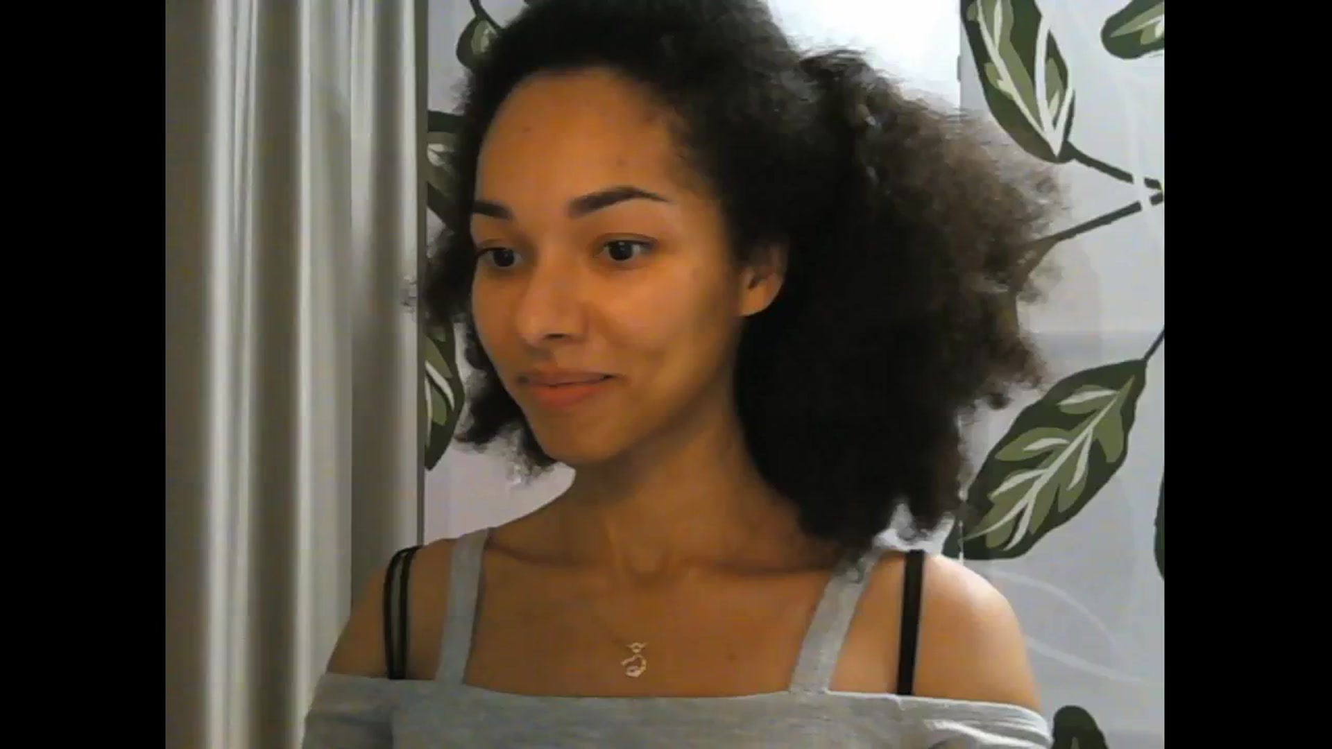Gallery image thumbnail from Carmel_Dee's myfreecams stream on, 11/24/2024, 20:32 image 9 of 20