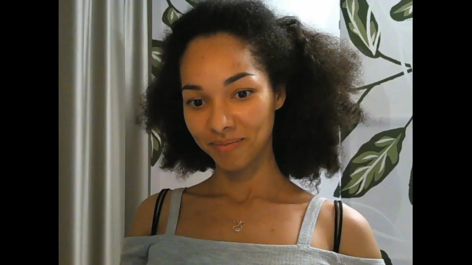 Gallery image thumbnail from Carmel_Dee's myfreecams stream on, 11/24/2024, 20:32 image 17 of 20