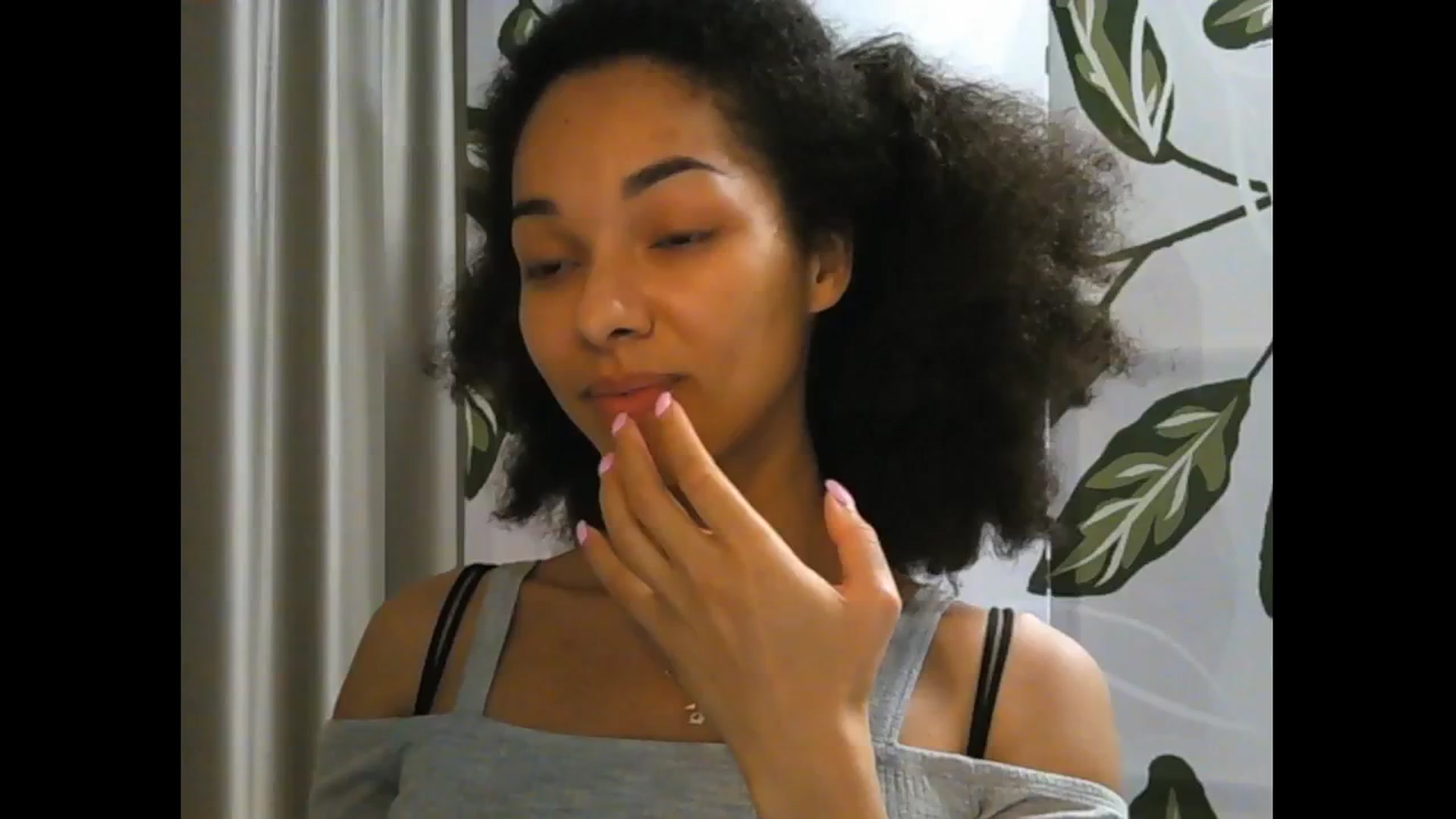 Gallery image thumbnail from Carmel_Dee's myfreecams stream on, 11/24/2024, 20:32 image 2 of 20
