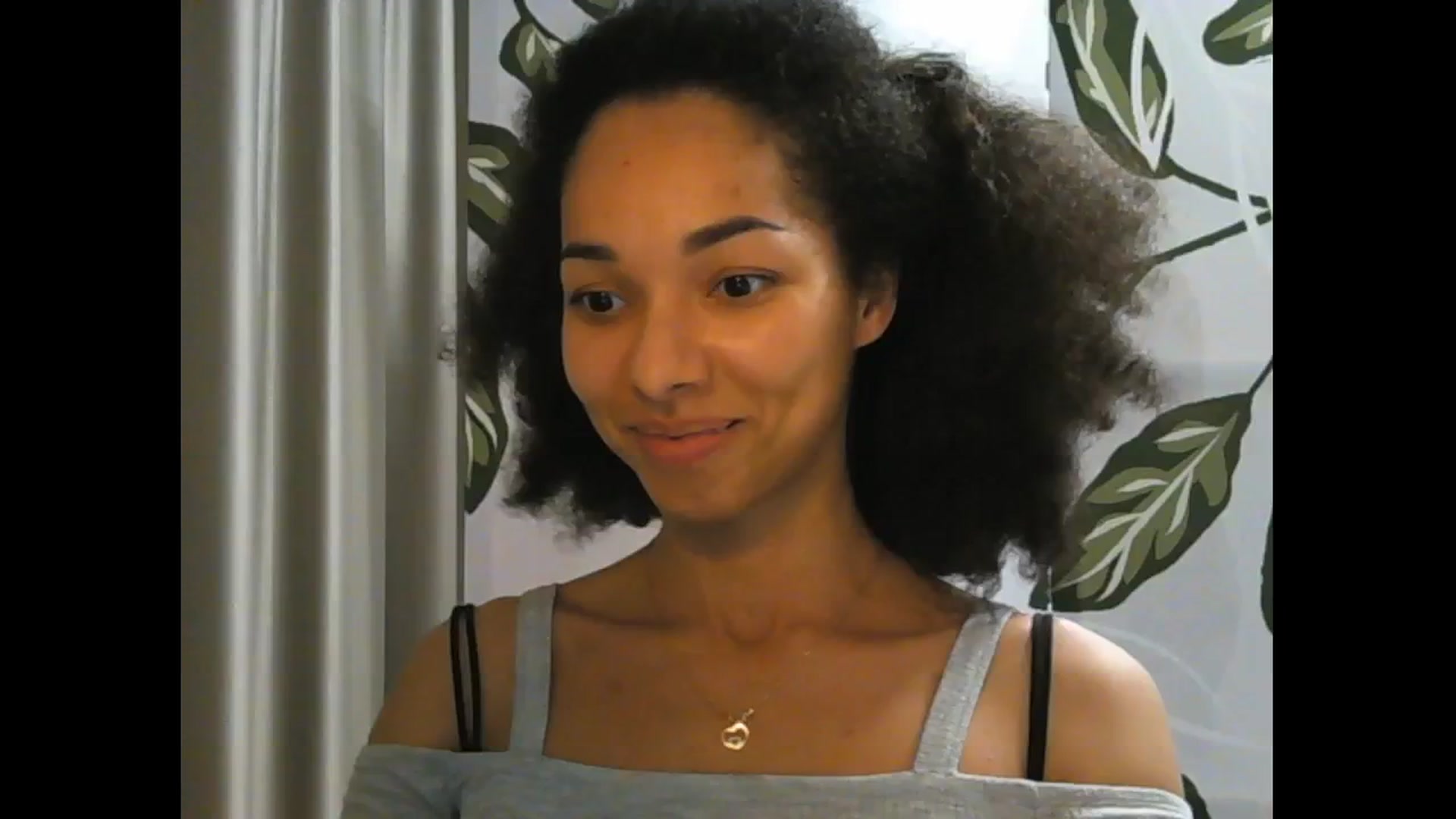 Gallery image thumbnail from Carmel_Dee's myfreecams stream on, 11/24/2024, 20:32 image 15 of 20