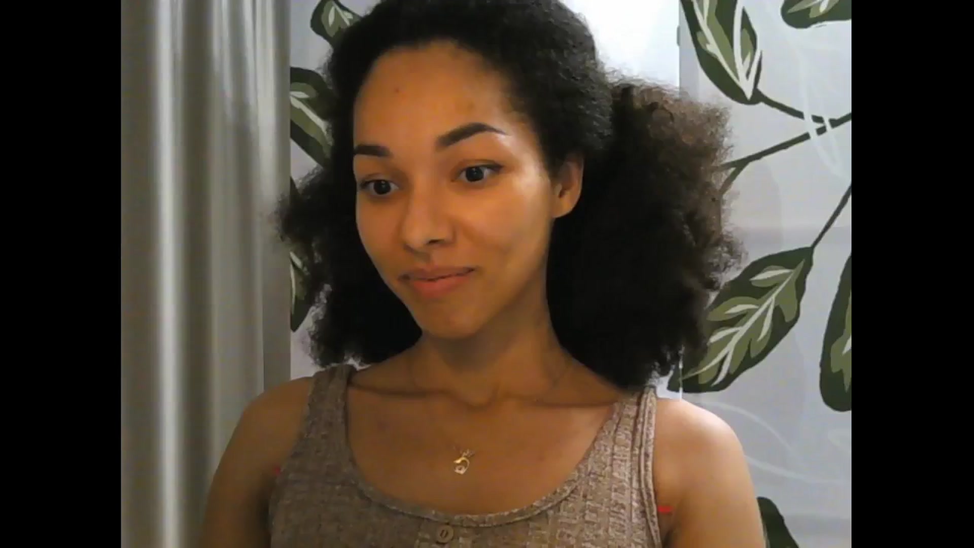 Gallery image thumbnail from Carmel_Dee's myfreecams stream on, 11/25/2024, 22:58 image 4 of 20