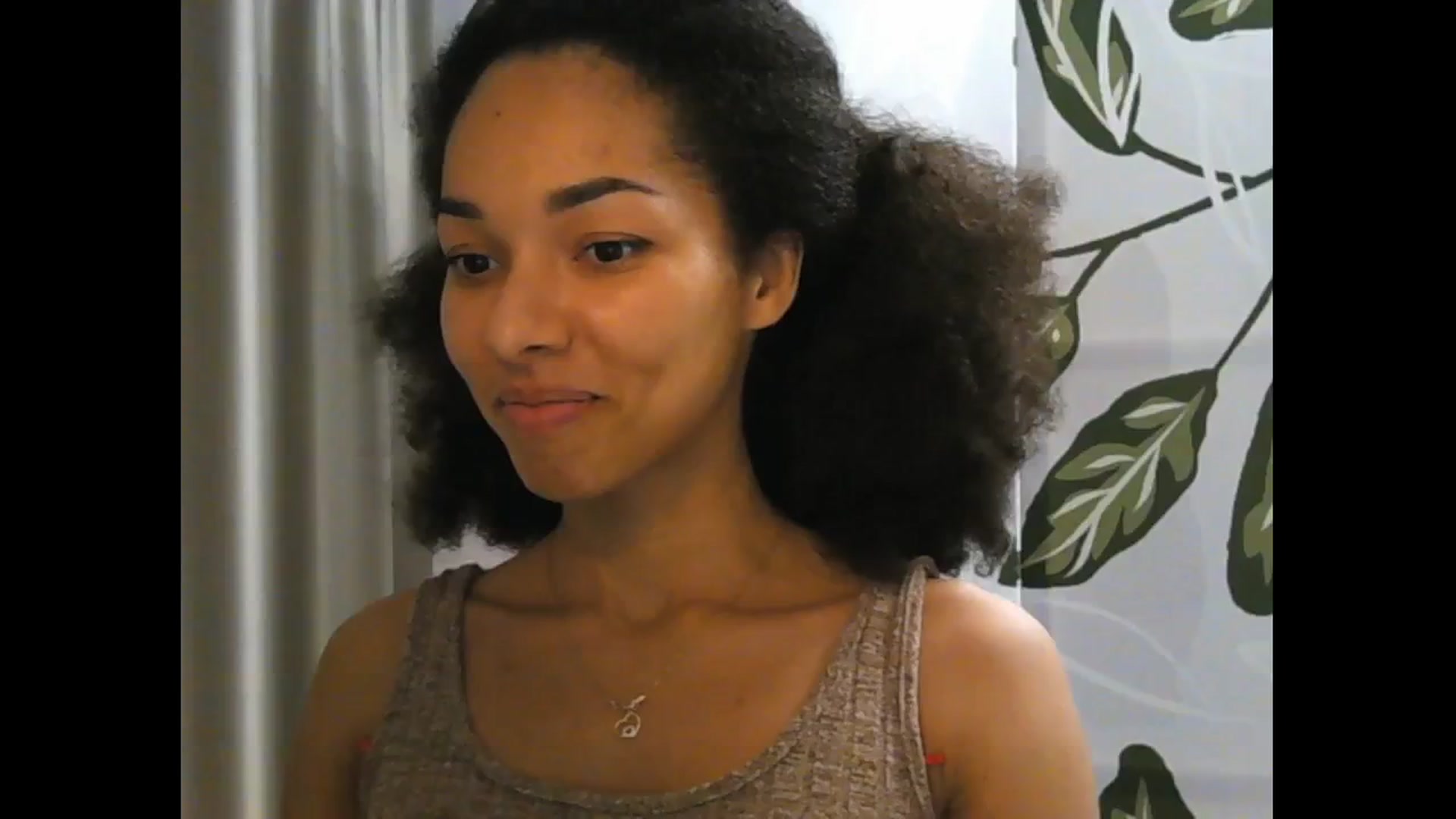 Gallery image thumbnail from Carmel_Dee's myfreecams stream on, 11/25/2024, 22:58 image 6 of 20