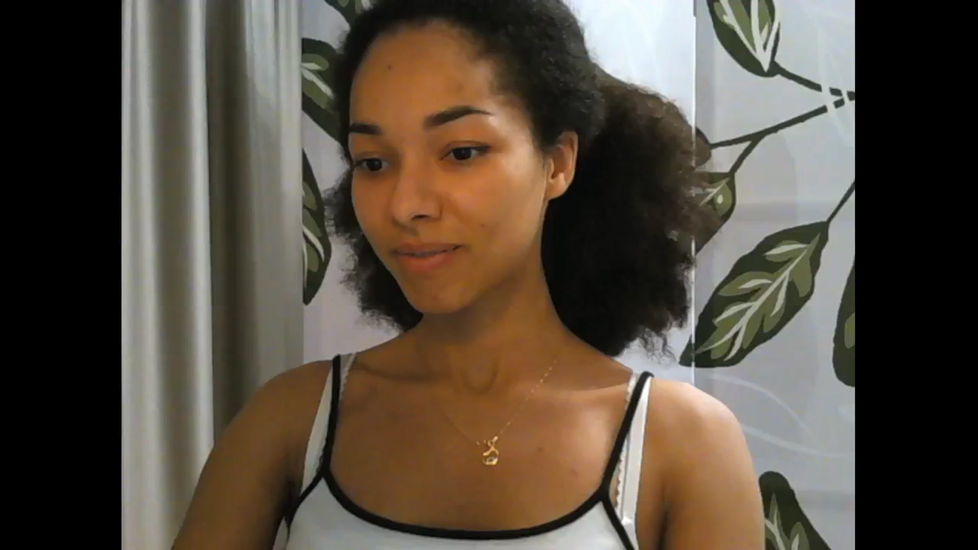 Gallery image thumbnail from Carmel_Dee's myfreecams stream on, 11/26/2024, 17:07 image 10 of 20