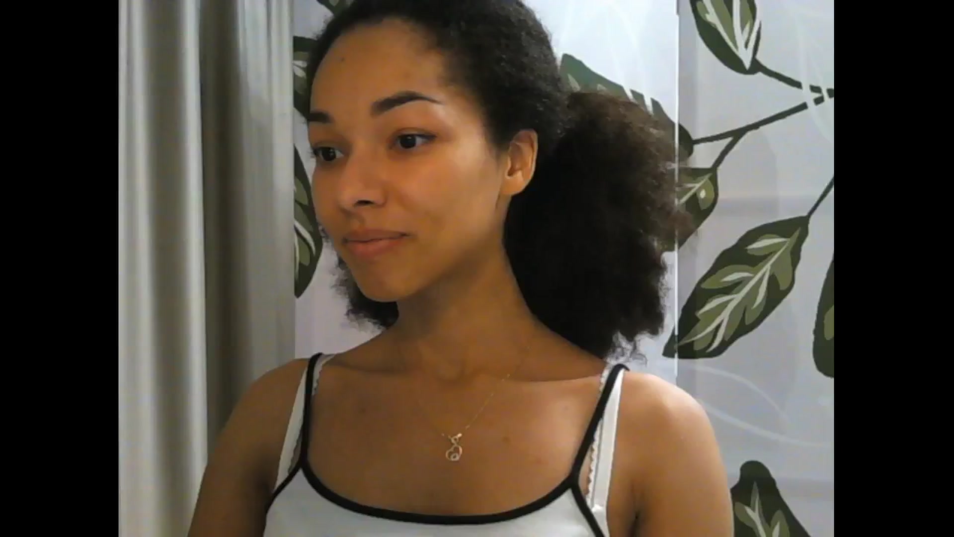 Gallery image thumbnail from Carmel_Dee's myfreecams stream on, 11/26/2024, 17:07 image 13 of 20