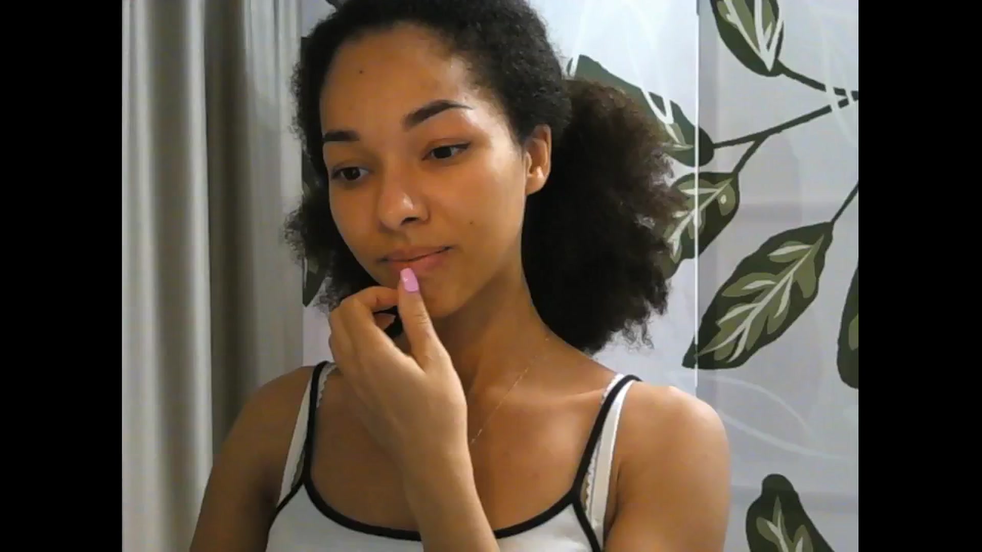 Gallery image thumbnail from Carmel_Dee's myfreecams stream on, 11/26/2024, 17:07 image 16 of 20
