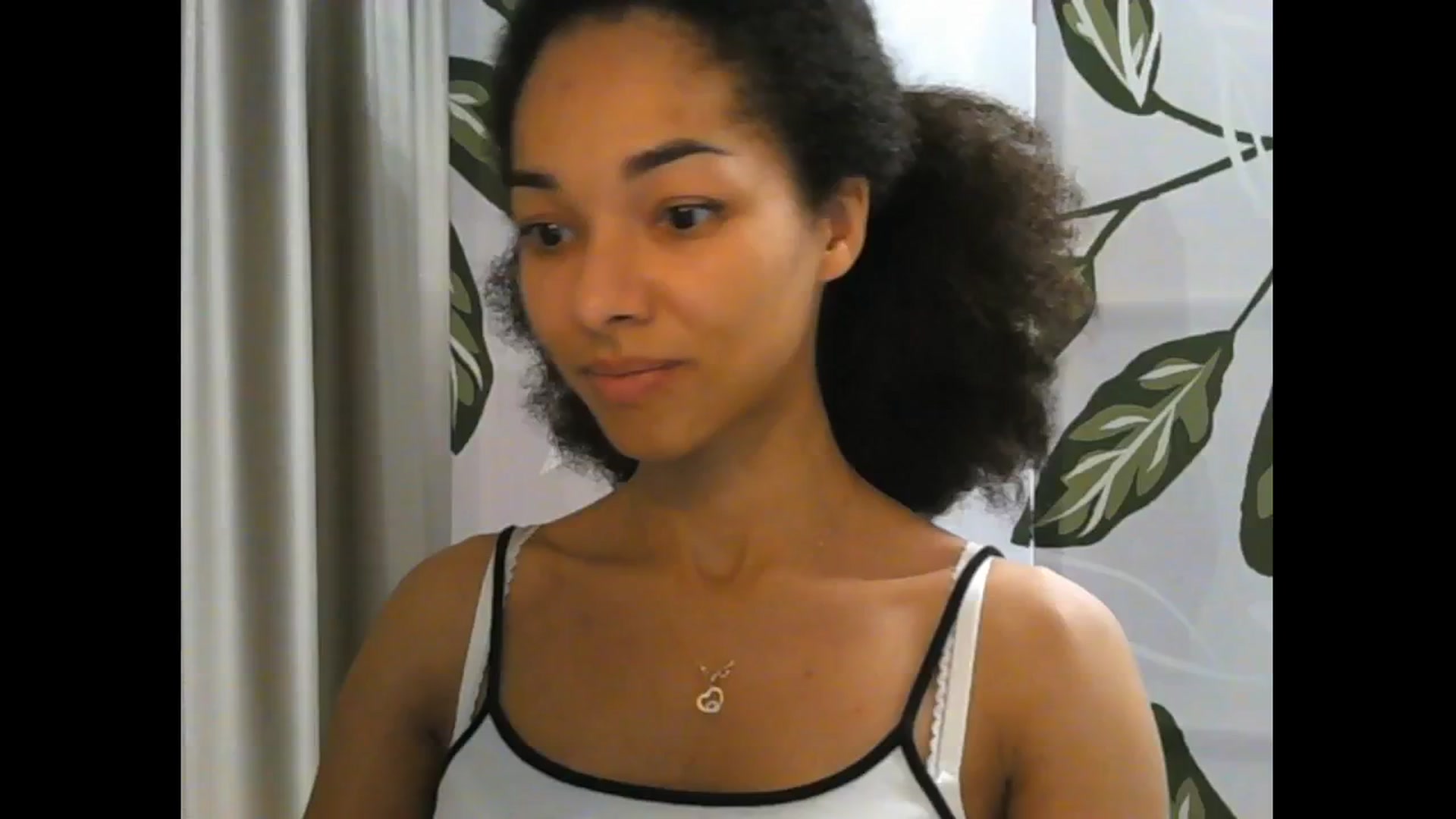 Gallery image thumbnail from Carmel_Dee's myfreecams stream on, 11/26/2024, 17:07 image 19 of 20