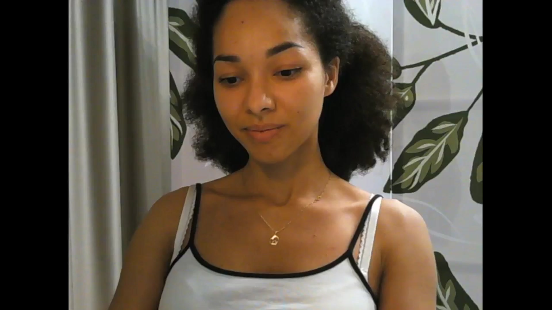 Gallery image thumbnail from Carmel_Dee's myfreecams stream on, 11/26/2024, 22:24 image 15 of 20