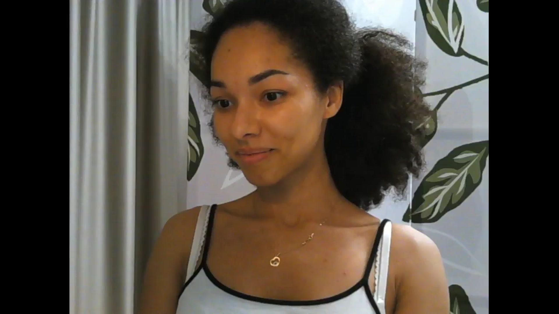 Gallery image thumbnail from Carmel_Dee's myfreecams stream on, 11/26/2024, 23:30 image 3 of 20