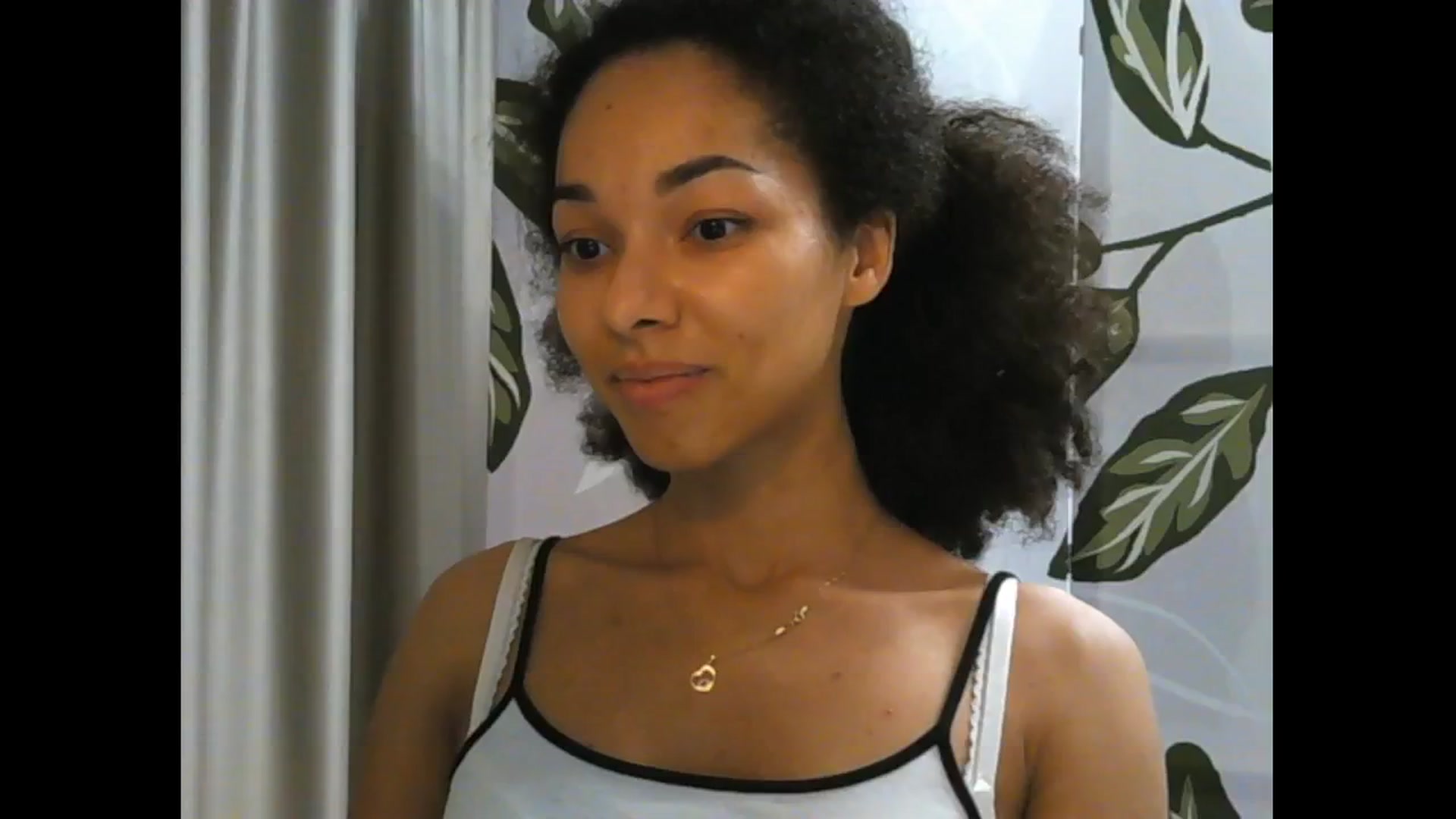 Gallery image thumbnail from Carmel_Dee's myfreecams stream on, 11/26/2024, 23:30 image 4 of 20
