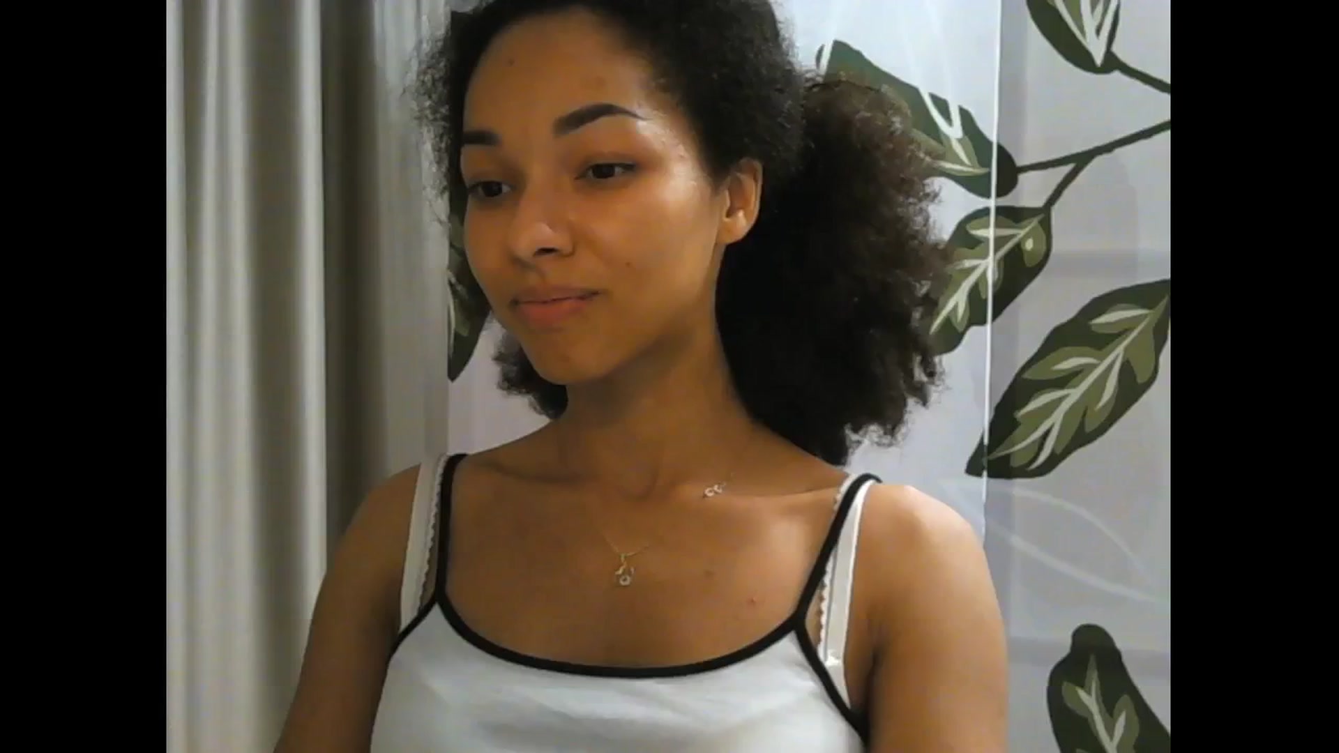 Gallery image thumbnail from Carmel_Dee's myfreecams stream on, 11/26/2024, 23:30 image 18 of 20