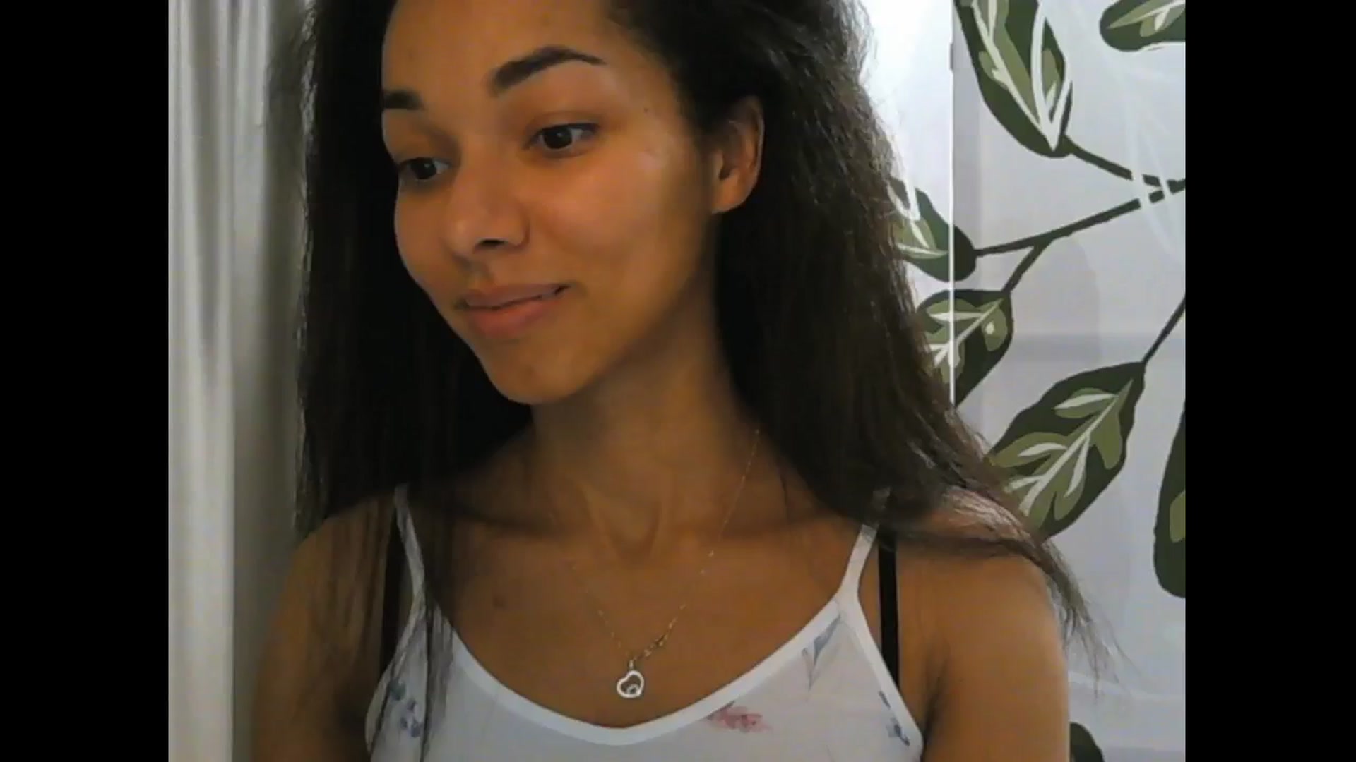Gallery image thumbnail from Carmel_Dee's myfreecams stream on, 12/10/2024, 15:51 image 10 of 20