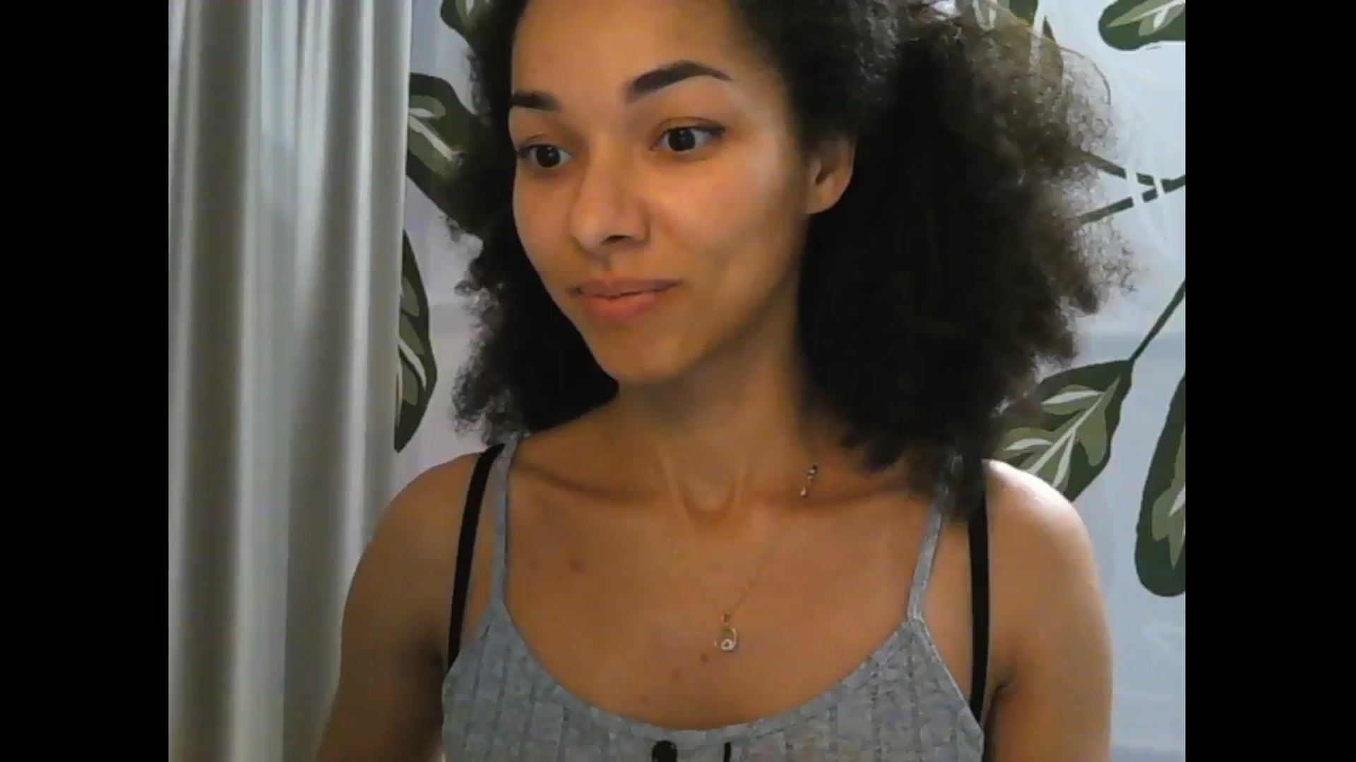 Gallery image thumbnail from Carmel_Dee's myfreecams stream on, 12/22/2024, 21:06 image 7 of 20