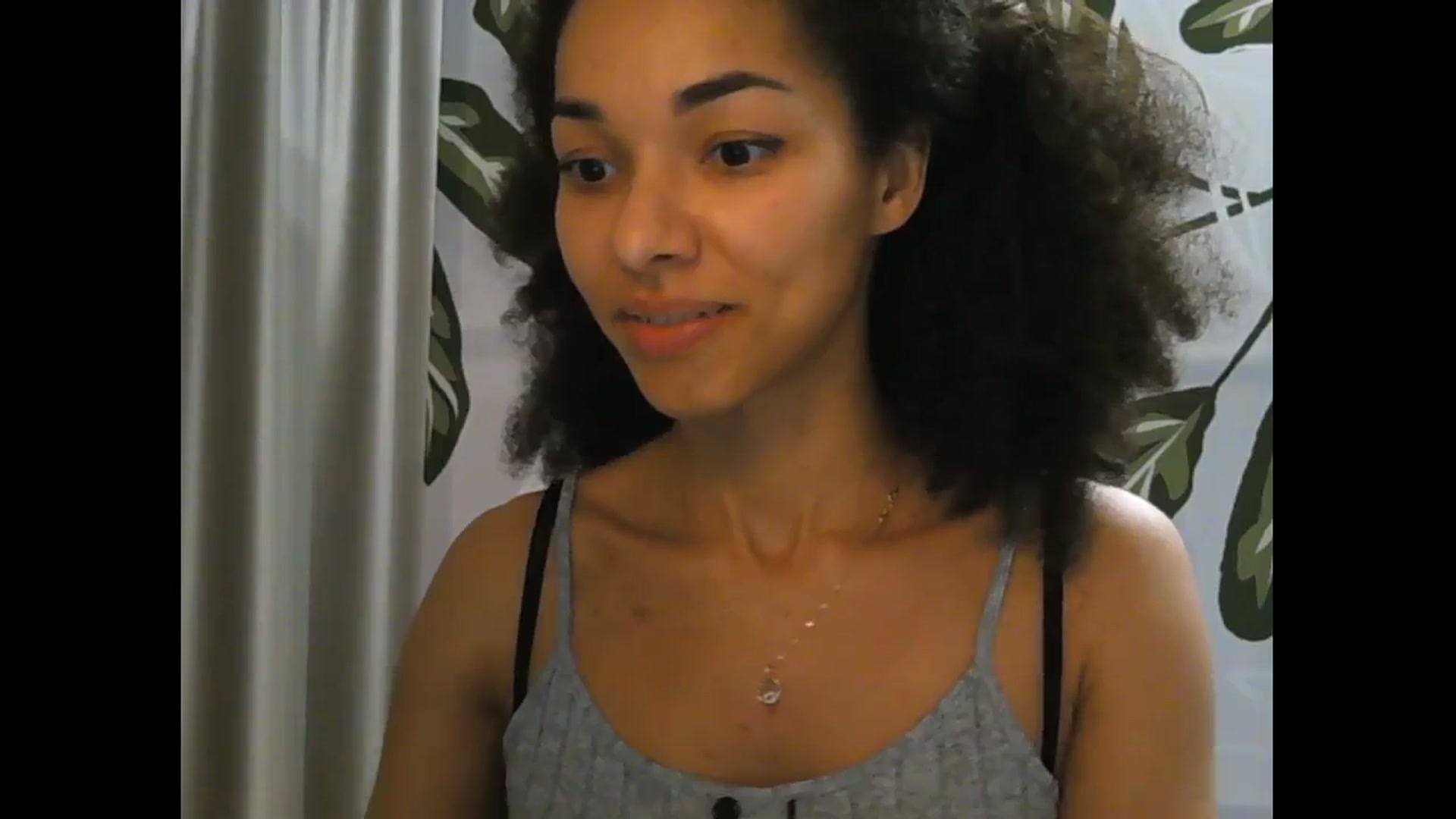 Gallery image thumbnail from Carmel_Dee's myfreecams stream on, 12/22/2024, 21:06 image 18 of 20
