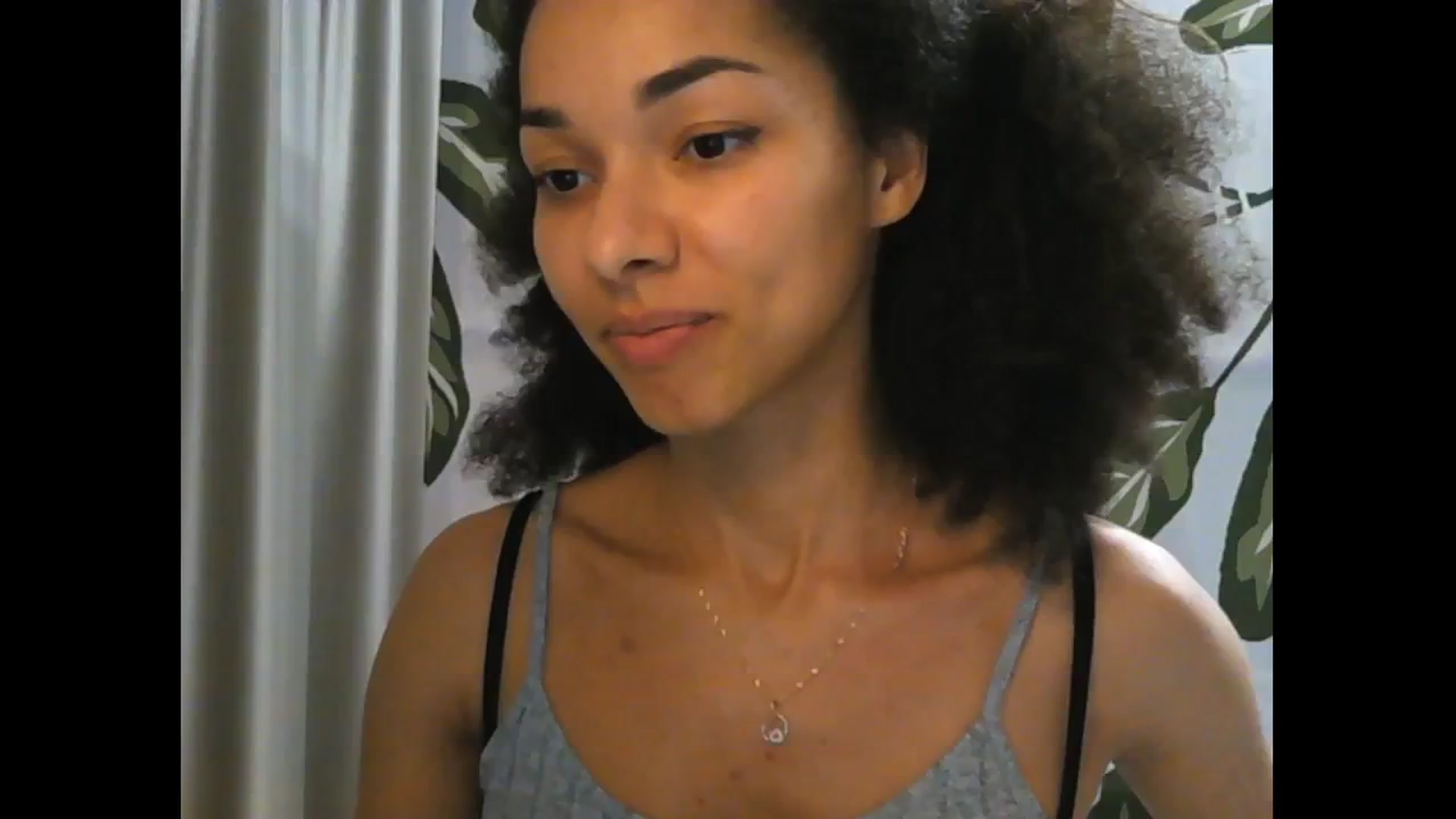 Gallery image thumbnail from Carmel_Dee's myfreecams stream on, 12/22/2024, 21:06 image 10 of 20