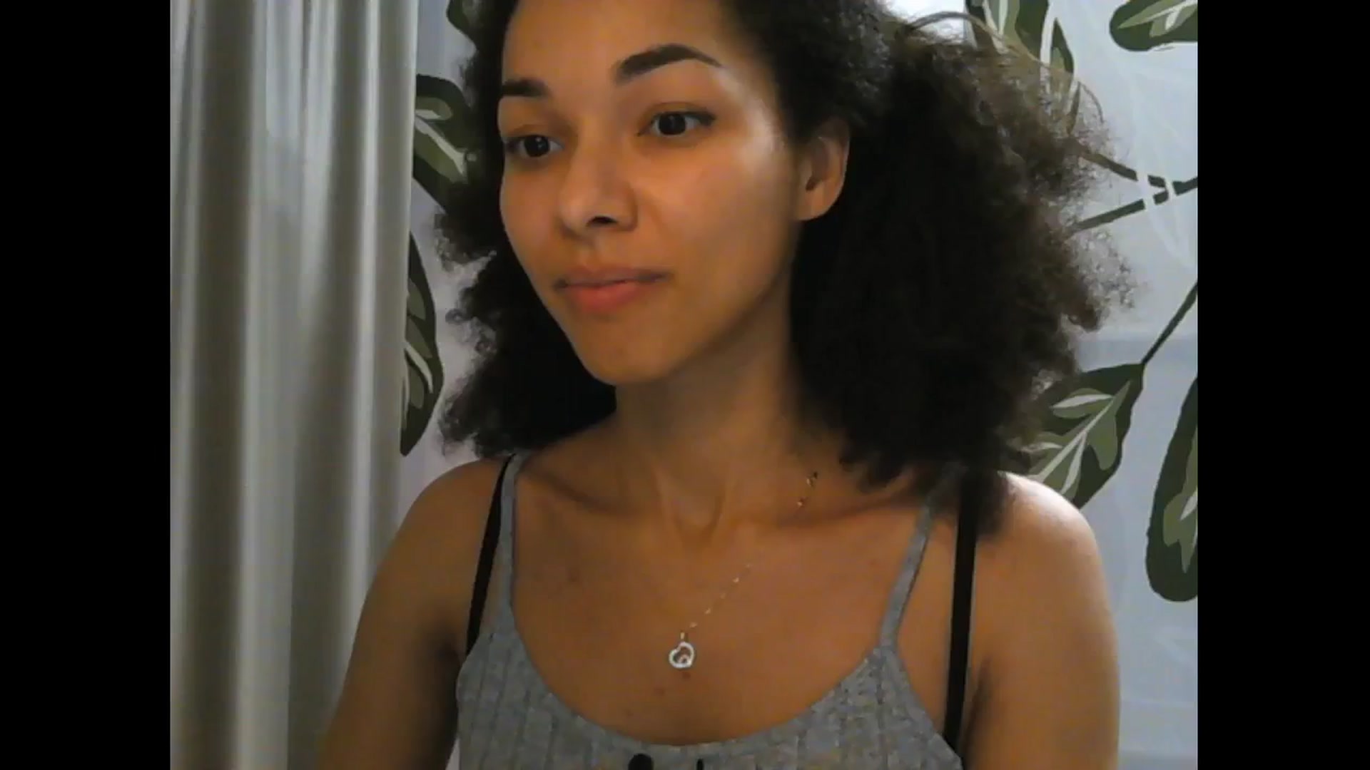 Gallery image thumbnail from Carmel_Dee's myfreecams stream on, 12/22/2024, 21:06 image 15 of 20
