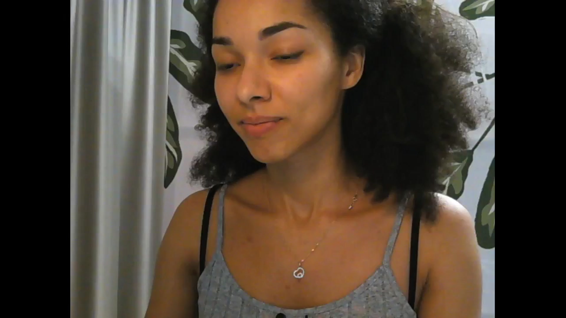 Gallery image thumbnail from Carmel_Dee's myfreecams stream on, 12/22/2024, 21:06 image 11 of 20