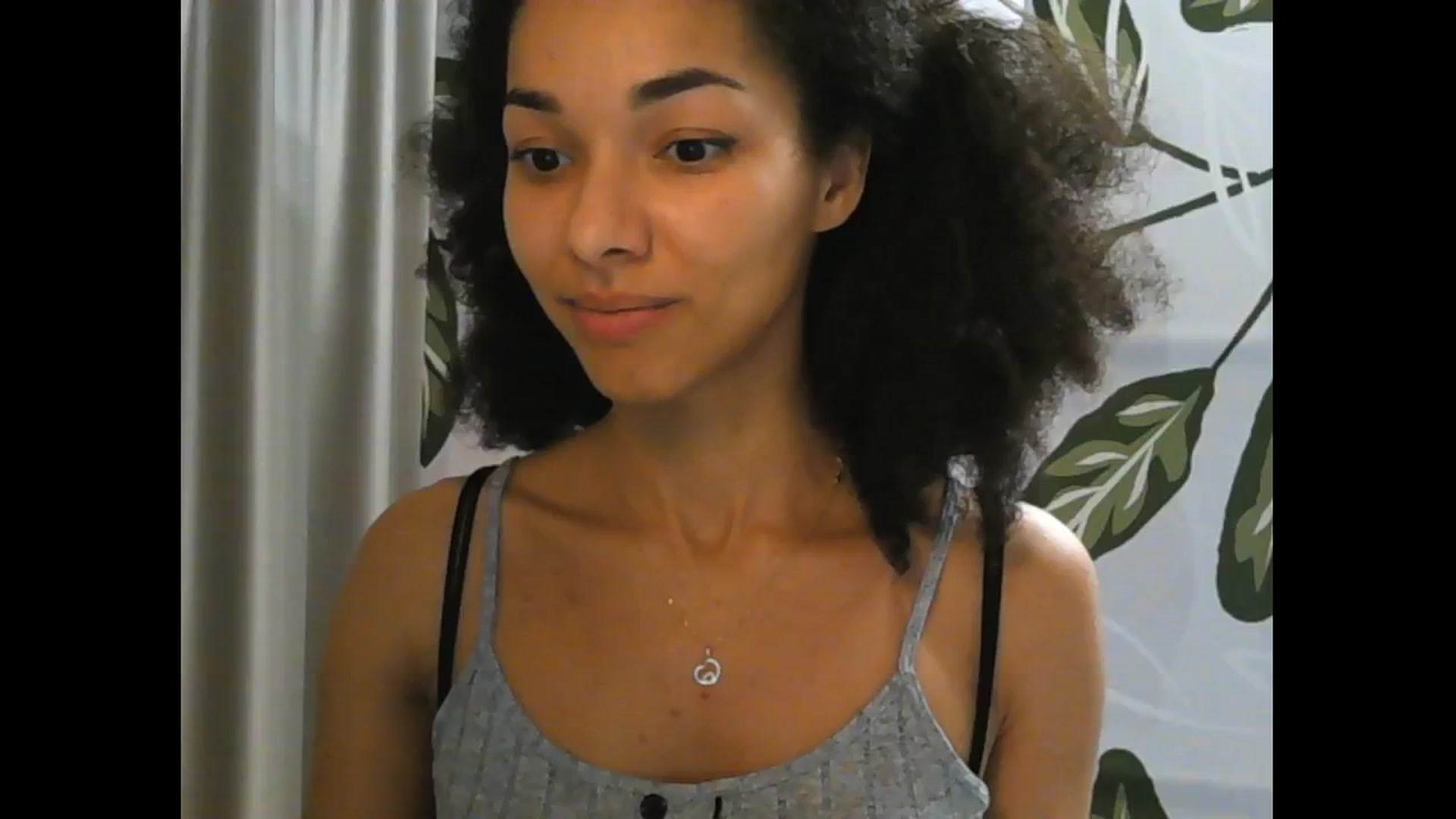 Gallery image thumbnail from Carmel_Dee's myfreecams stream on, 12/22/2024, 22:28 image 9 of 20
