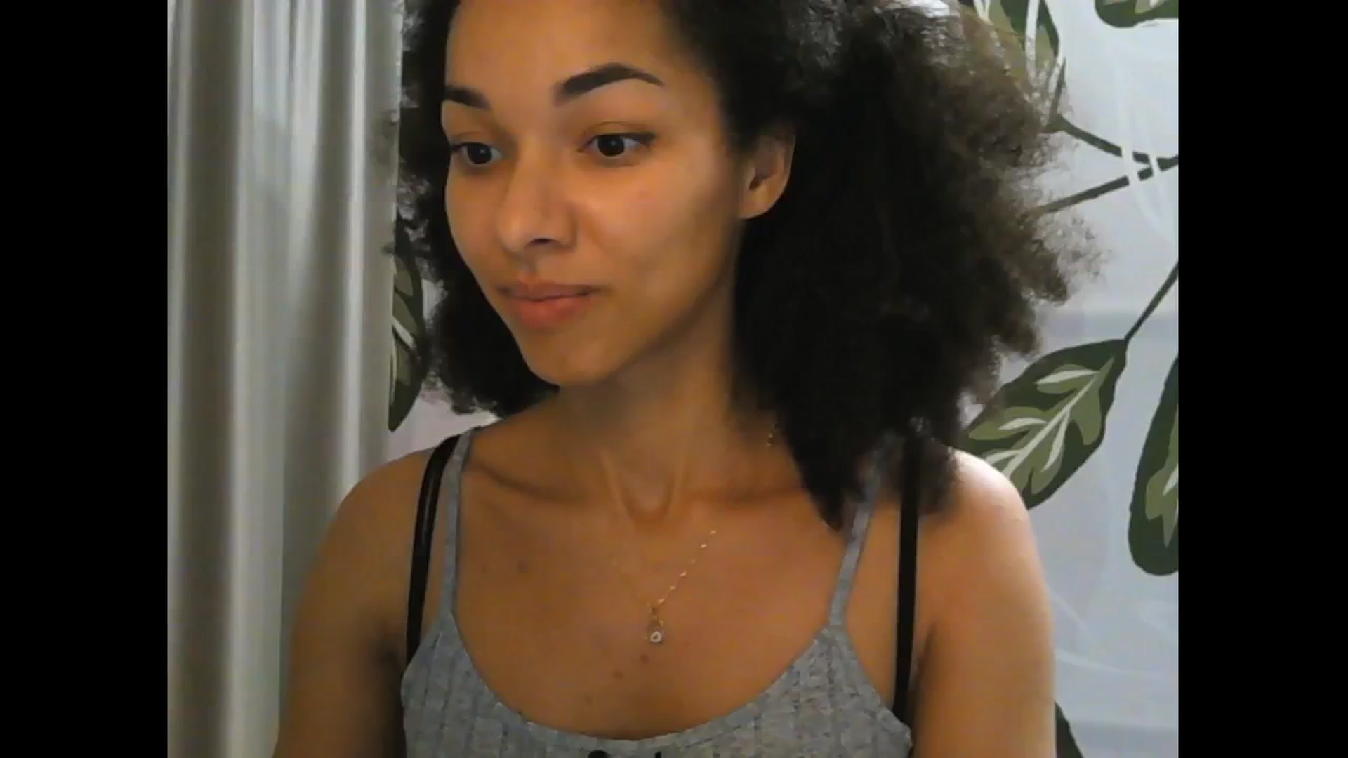 Gallery image thumbnail from Carmel_Dee's myfreecams stream on, 12/22/2024, 22:28 image 4 of 20