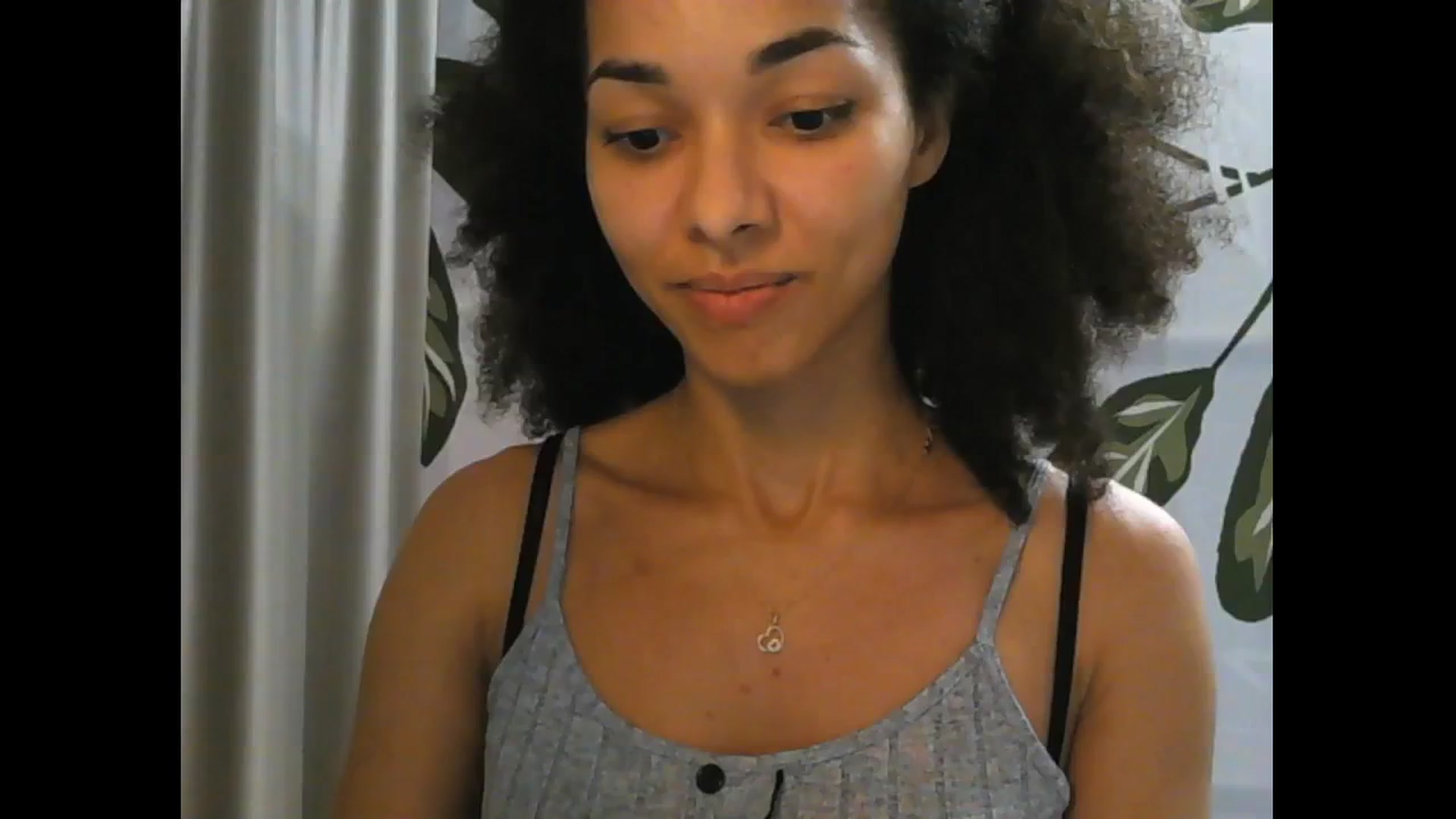 Gallery image thumbnail from Carmel_Dee's myfreecams stream on, 12/22/2024, 22:28 image 12 of 20