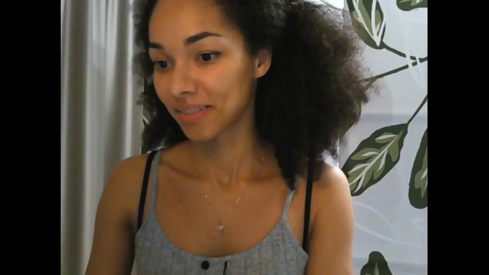 Gallery image thumbnail from Carmel_Dee's myfreecams stream on, 12/22/2024, 22:28 image 18 of 20