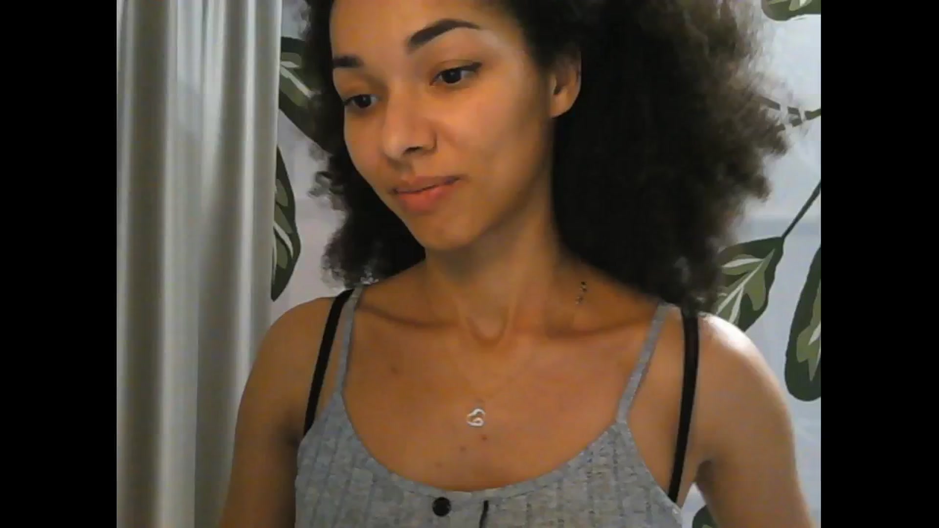 Gallery image thumbnail from Carmel_Dee's myfreecams stream on, 12/22/2024, 22:28 image 15 of 20