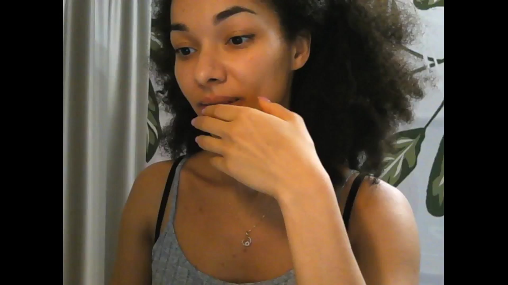 Gallery image thumbnail from Carmel_Dee's myfreecams stream on, 12/22/2024, 22:28 image 3 of 20