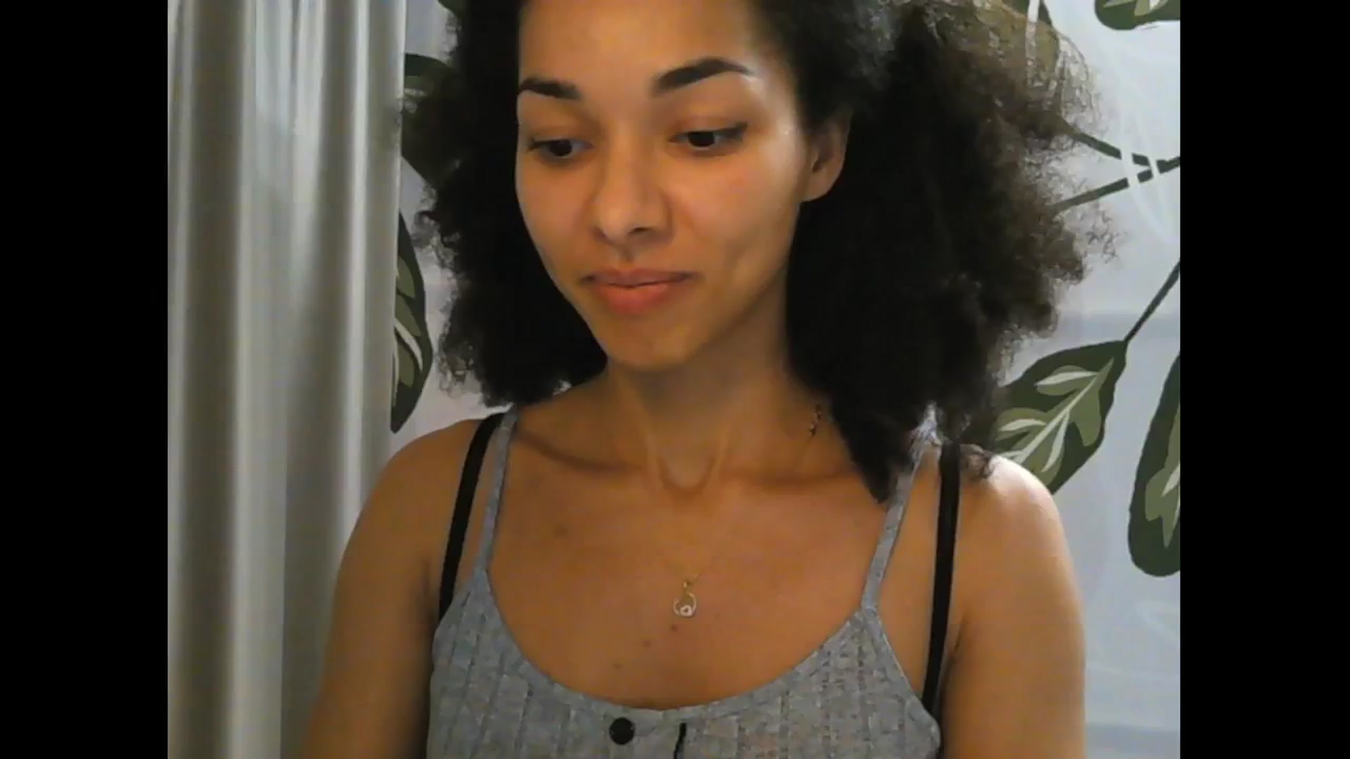 Gallery image thumbnail from Carmel_Dee's myfreecams stream on, 12/22/2024, 22:28 image 6 of 20