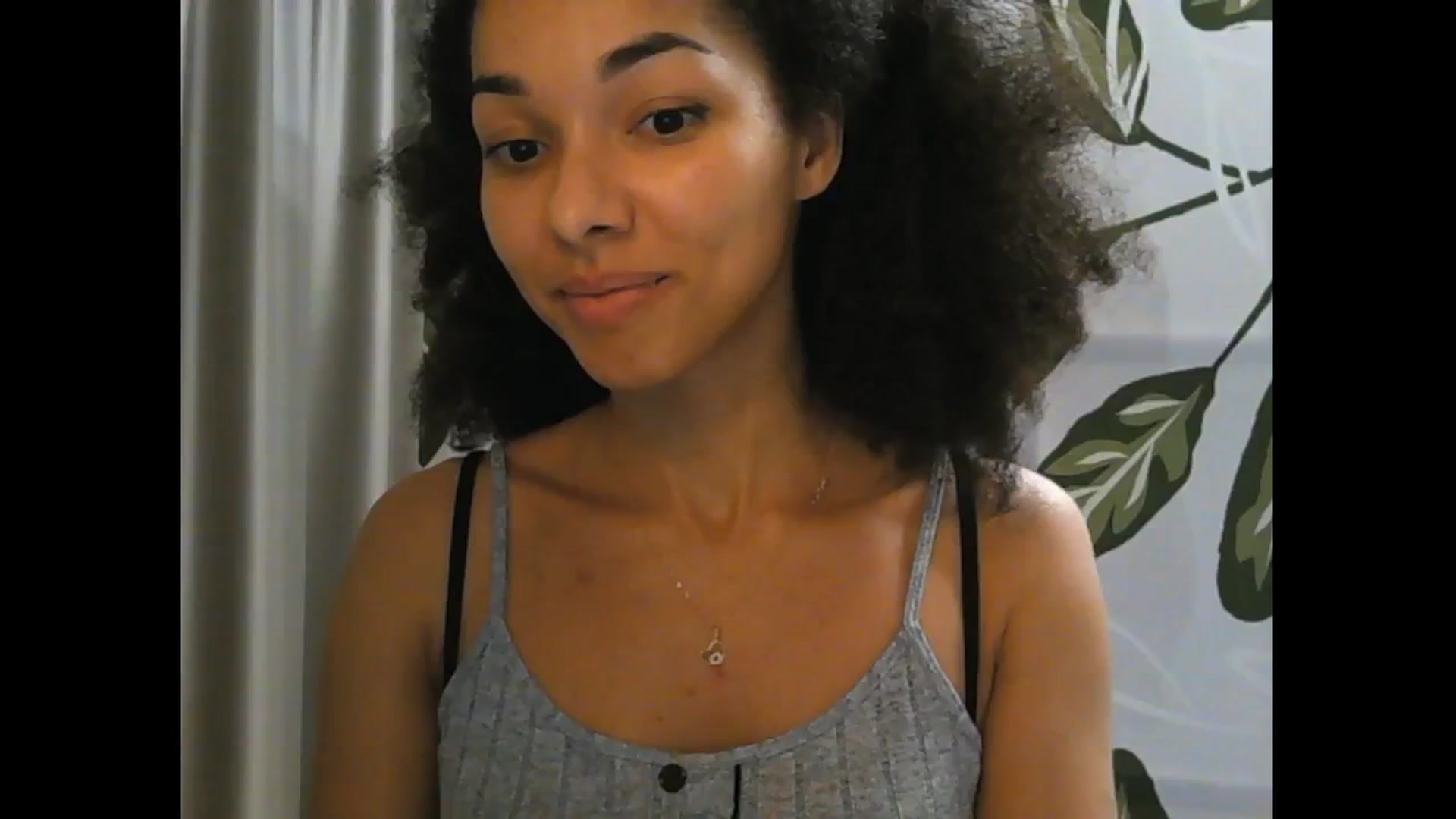 Gallery image thumbnail from Carmel_Dee's myfreecams stream on, 12/23/2024, 24:36 image 14 of 20