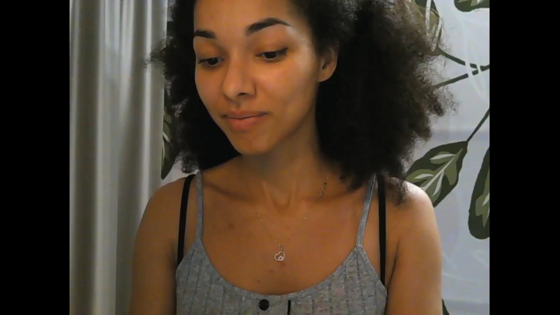 Gallery image thumbnail from Carmel_Dee's myfreecams stream on, 12/23/2024, 24:36 image 15 of 20