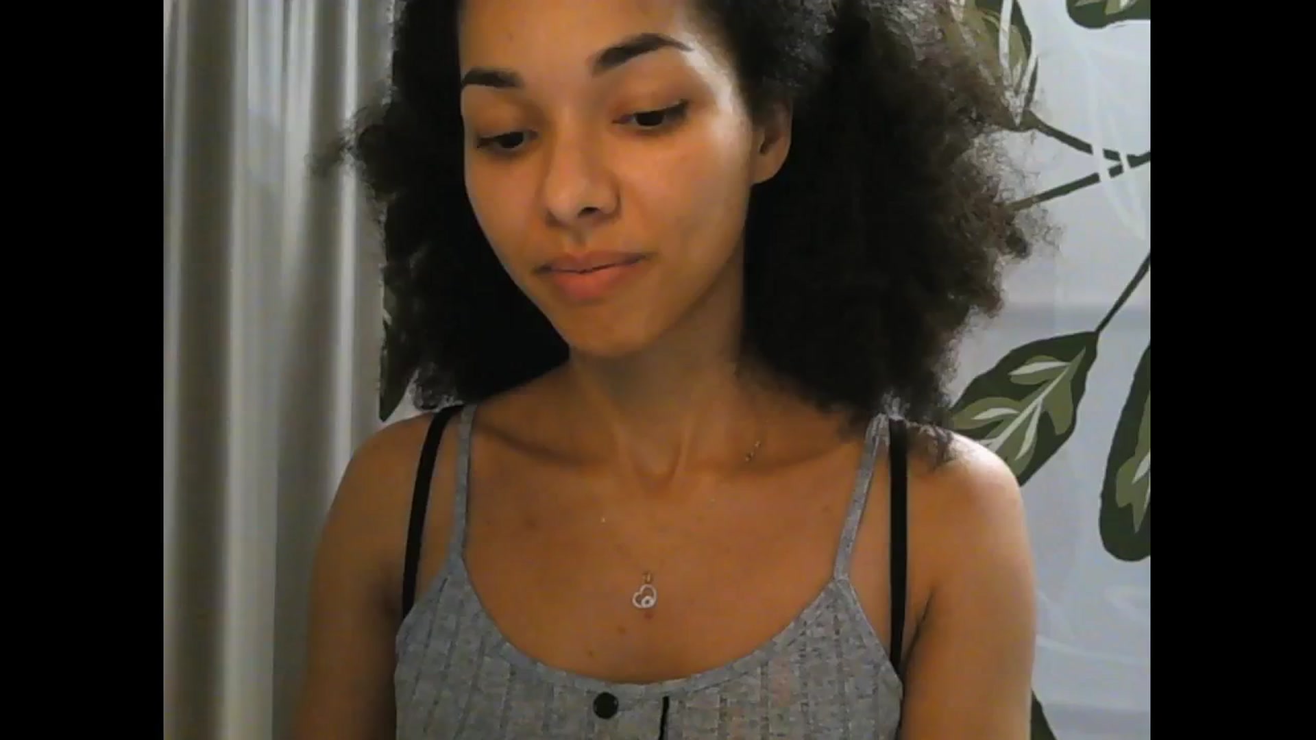 Gallery image thumbnail from Carmel_Dee's myfreecams stream on, 12/23/2024, 24:36 image 9 of 20