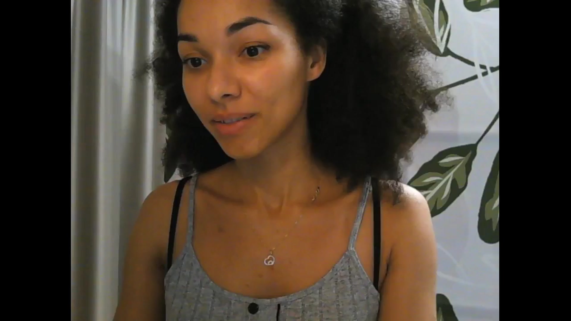 Gallery image thumbnail from Carmel_Dee's myfreecams stream on, 12/23/2024, 24:36 image 16 of 20