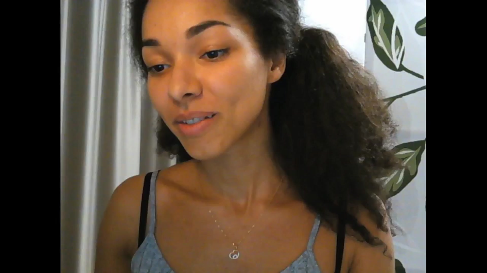 Gallery image thumbnail from Carmel_Dee's myfreecams stream on, 04/12/2025, 23:30 image 16 of 20