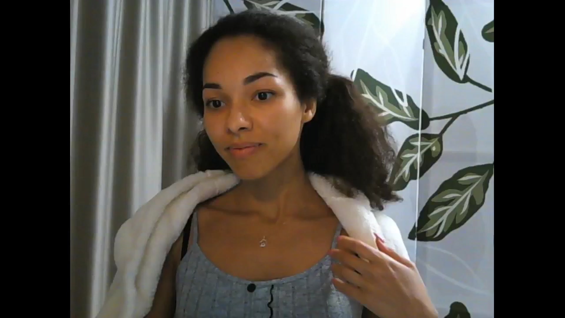 Gallery image thumbnail from Carmel_Dee's myfreecams stream on, 04/12/2025, 23:30 image 14 of 20