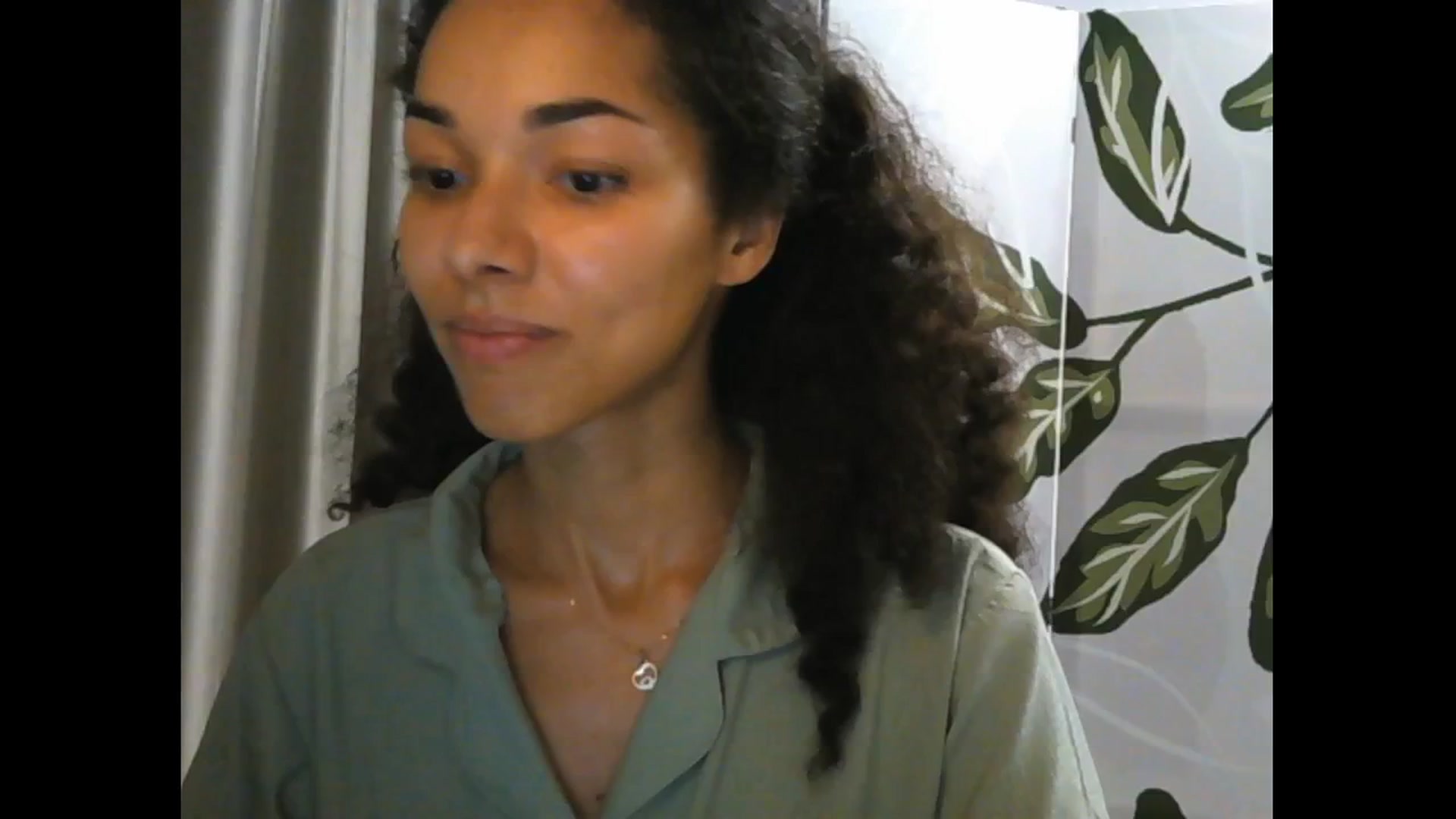Gallery image thumbnail from Carmel_Dee's myfreecams stream on, 05/29/2025, 20:37 image 16 of 20