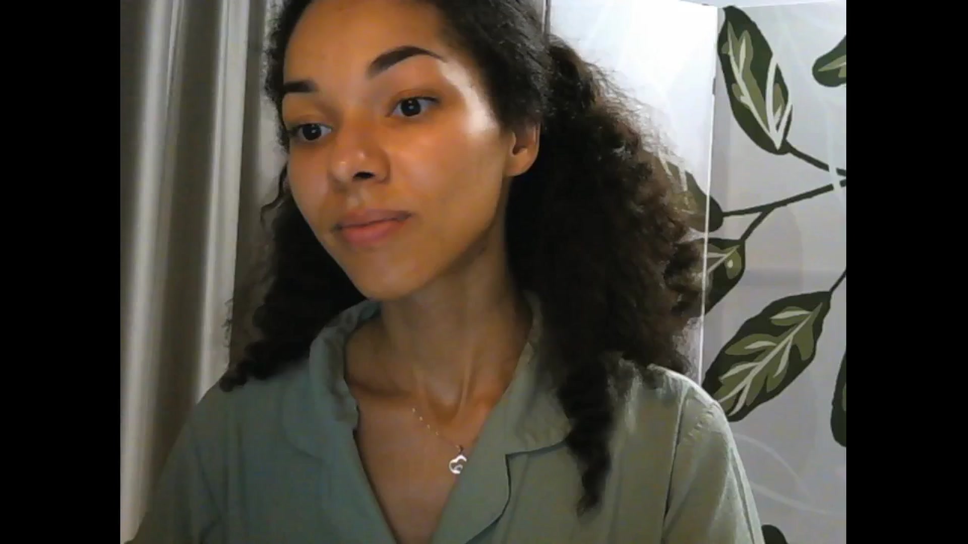 Gallery image thumbnail from Carmel_Dee's myfreecams stream on, 05/29/2025, 20:37 image 19 of 20