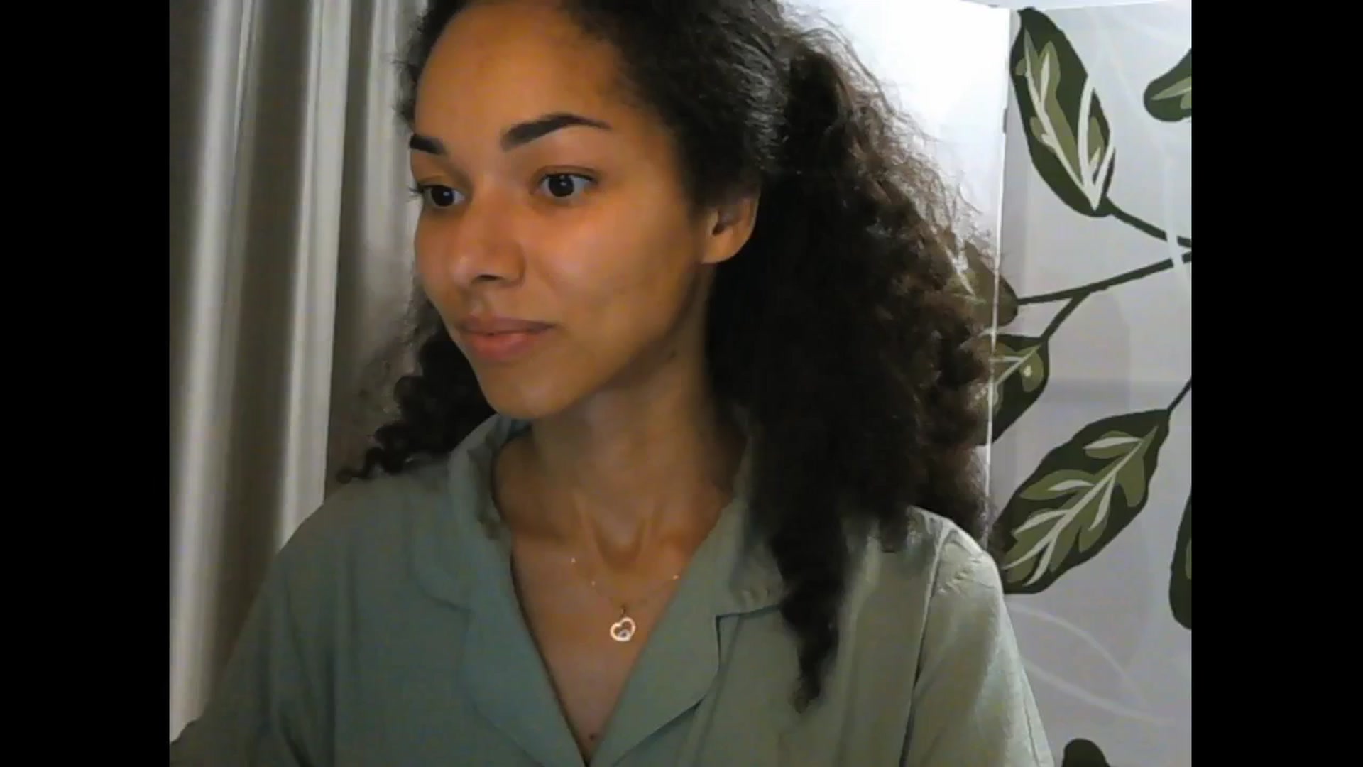 Gallery image thumbnail from Carmel_Dee's myfreecams stream on, 05/29/2025, 20:37 image 1 of 20