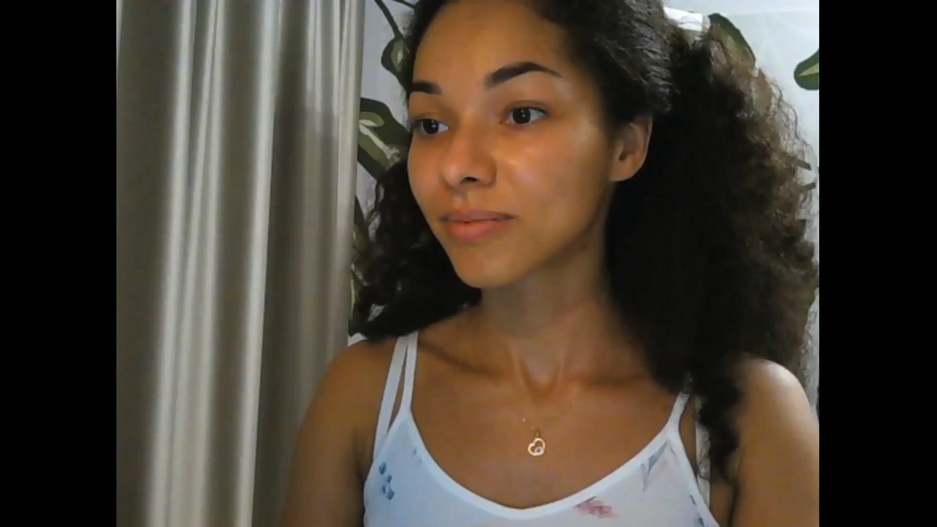 Gallery image thumbnail from Carmel_Dee's myfreecams stream on, 06/01/2025, 17:37 image 7 of 20