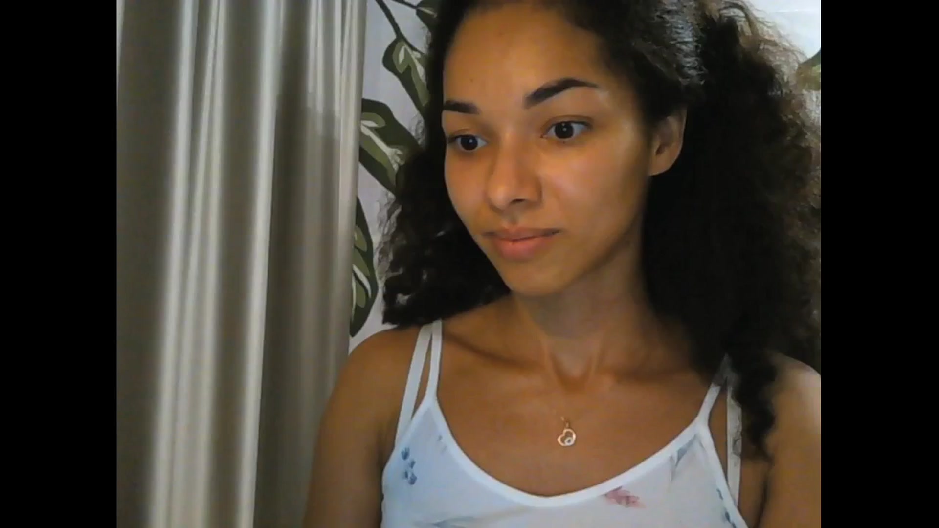 Gallery image thumbnail from Carmel_Dee's myfreecams stream on, 06/01/2025, 17:37 image 6 of 20