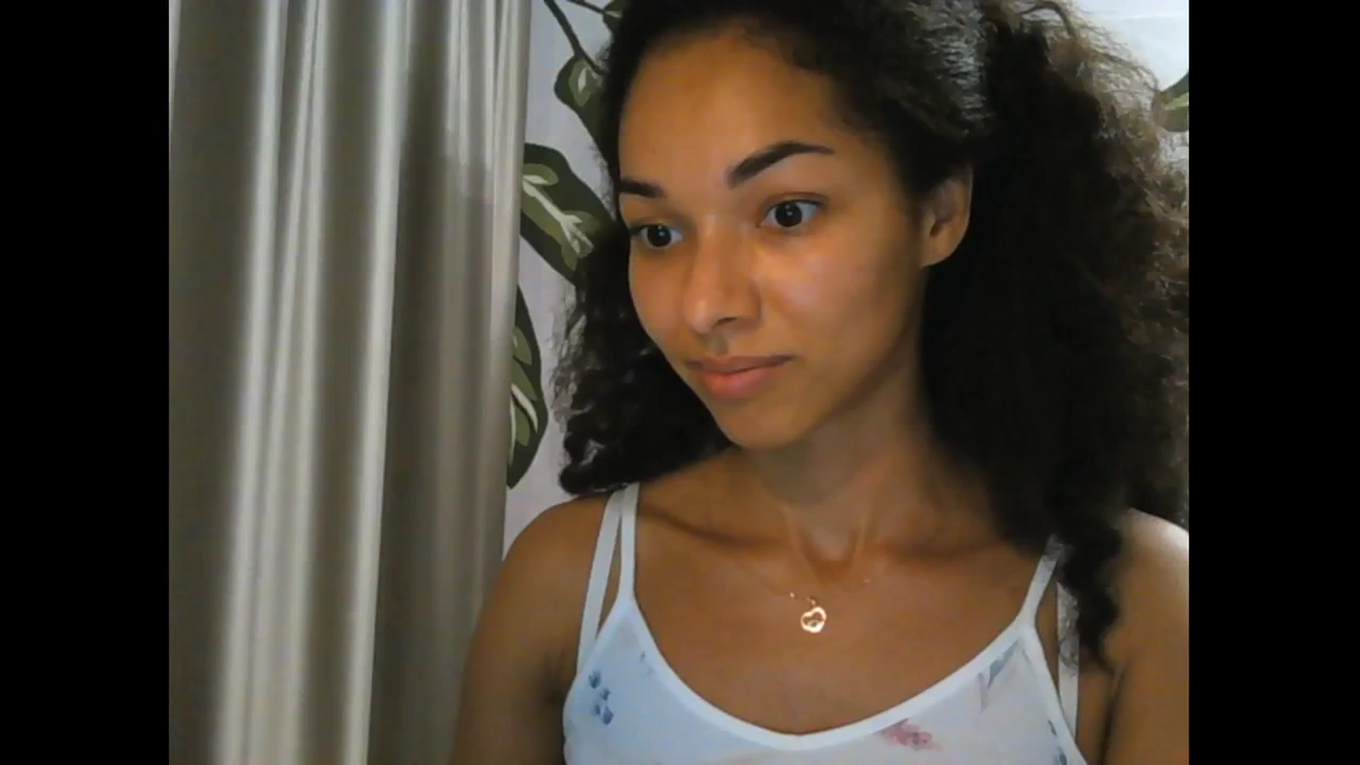 Gallery image thumbnail from Carmel_Dee's myfreecams stream on, 06/01/2025, 17:37 image 8 of 20