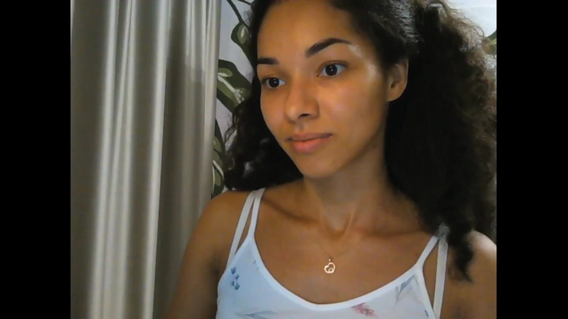 Gallery image thumbnail from Carmel_Dee's myfreecams stream on, 06/01/2025, 17:37 image 4 of 20