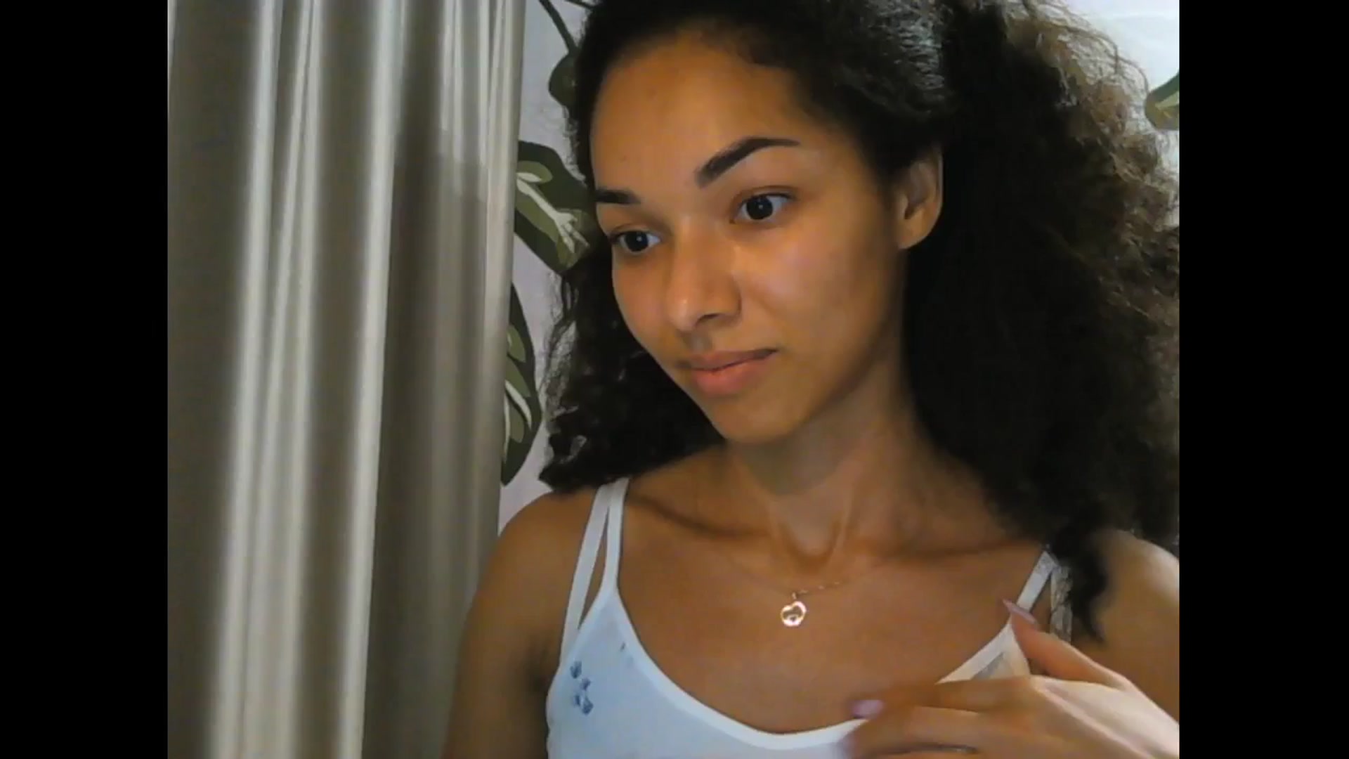 Gallery image thumbnail from Carmel_Dee's myfreecams stream on, 06/01/2025, 17:37 image 9 of 20
