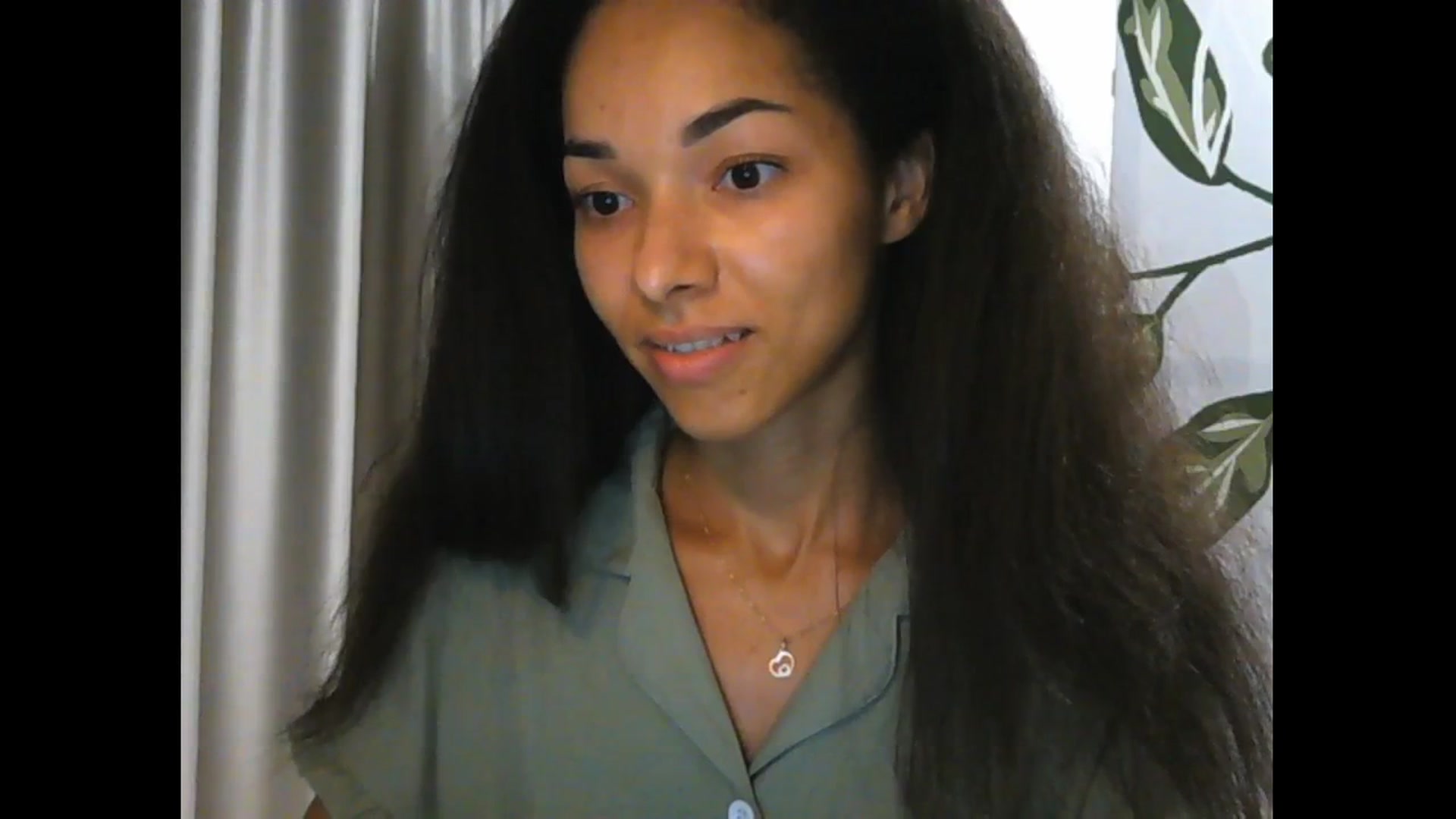Gallery image thumbnail from Carmel_Dee's myfreecams stream on, 06/09/2025, 19:42 image 17 of 20