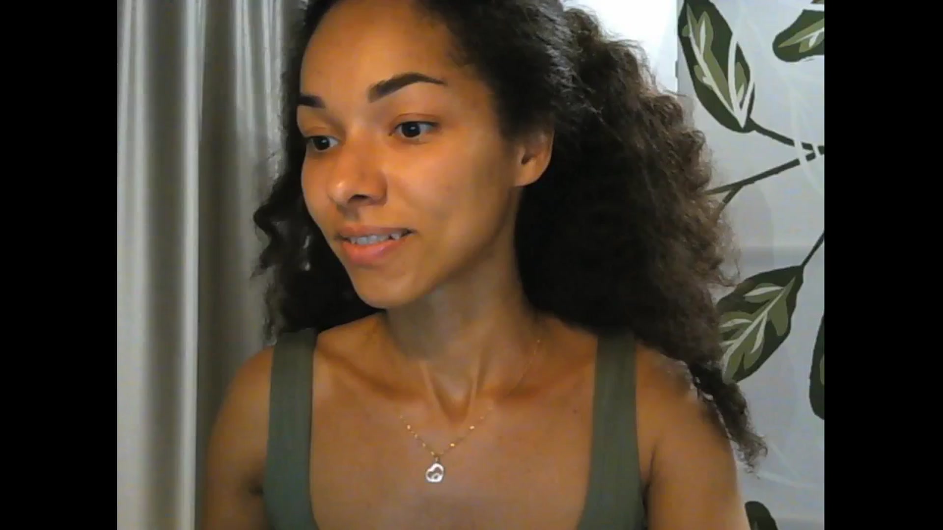 Gallery image thumbnail from Carmel_Dee's myfreecams stream on, 06/22/2025, 22:36 image 7 of 20