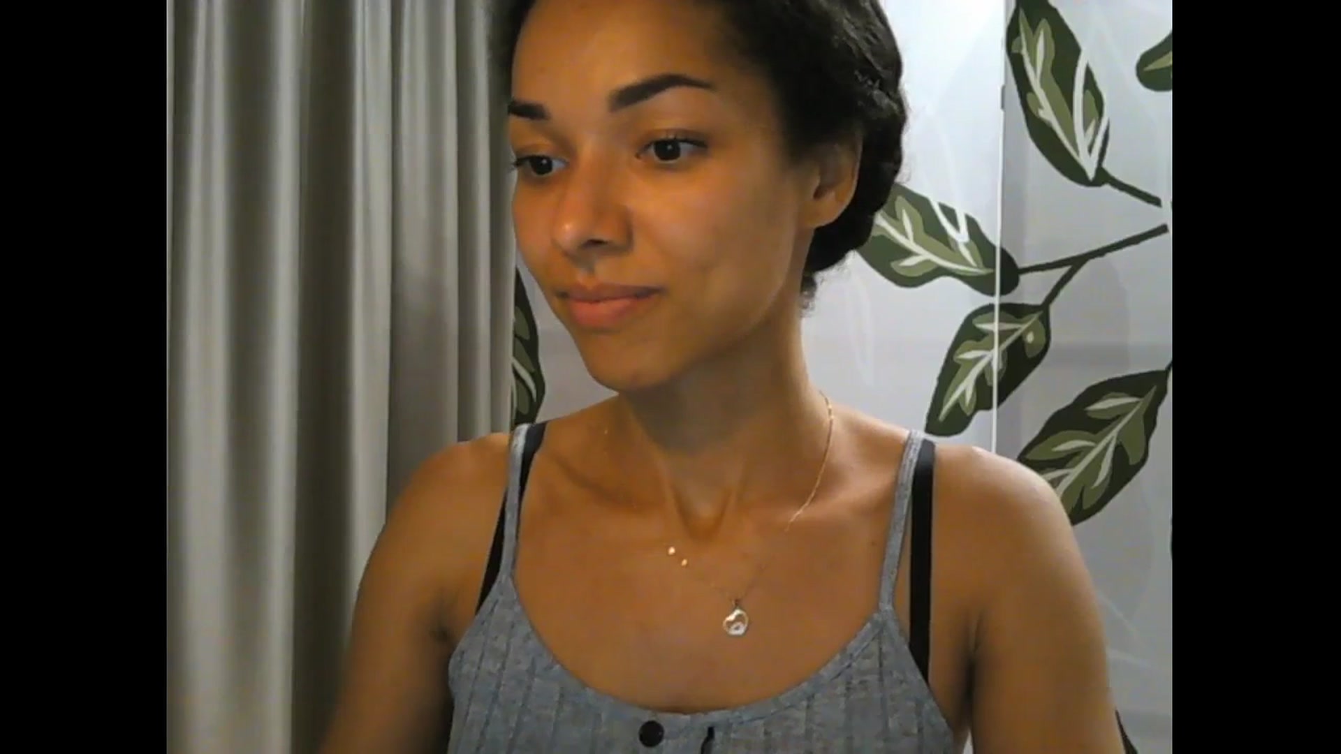 Gallery image thumbnail from Carmel_Dee's myfreecams stream on, 07/03/2025, 20:18 image 3 of 20