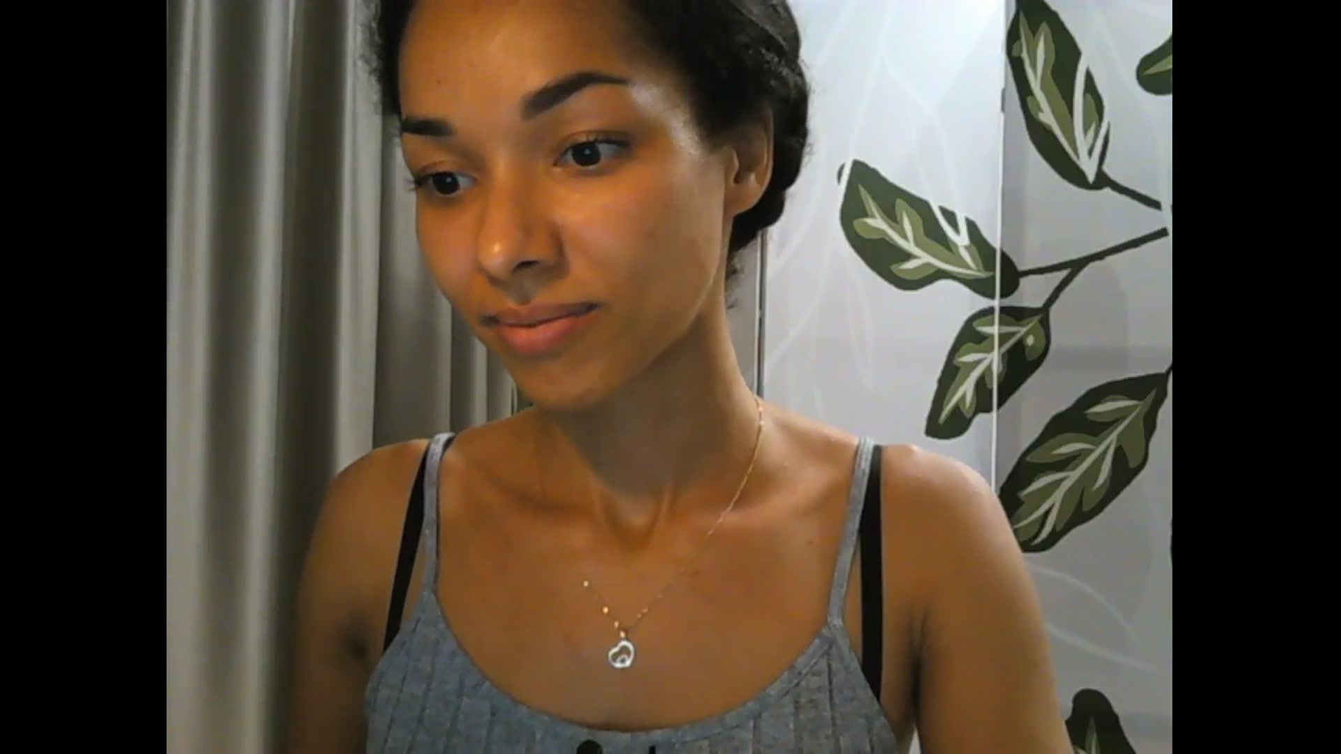 Gallery image thumbnail from Carmel_Dee's myfreecams stream on, 07/03/2025, 20:18 image 18 of 20