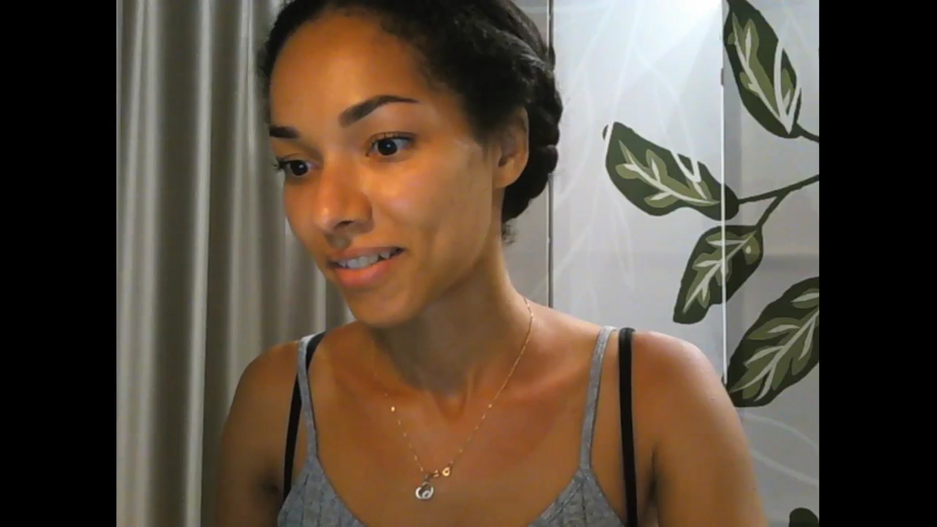 Gallery image thumbnail from Carmel_Dee's myfreecams stream on, 07/26/2025, 17:13 image 9 of 20