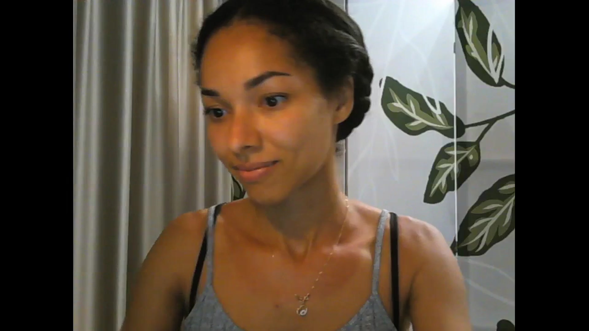 Gallery image thumbnail from Carmel_Dee's myfreecams stream on, 07/26/2025, 17:13 image 6 of 20