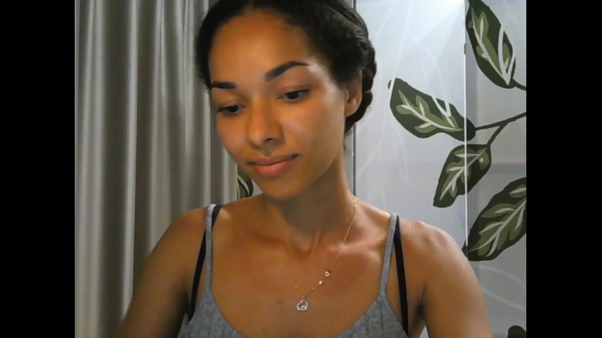Gallery image thumbnail from Carmel_Dee's myfreecams stream on, 07/26/2025, 17:34 image 16 of 20