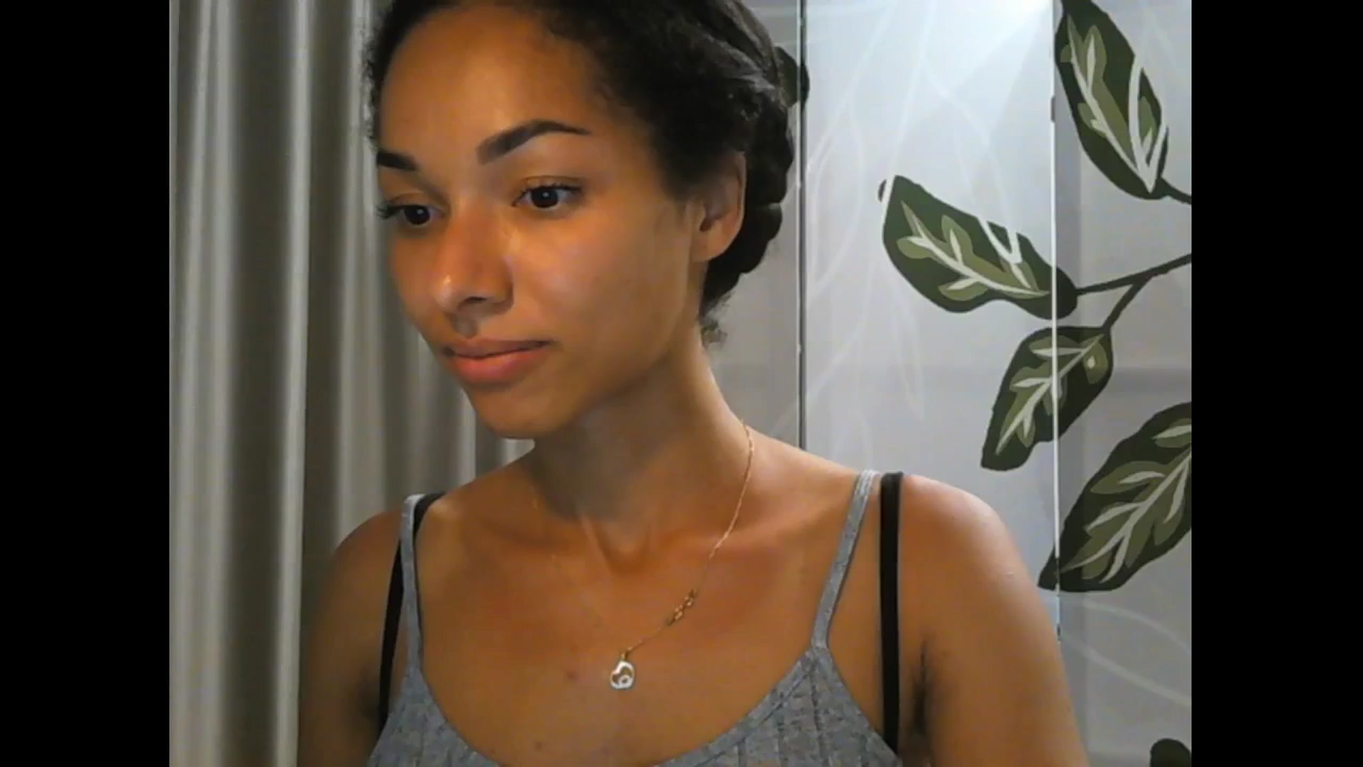 Gallery image thumbnail from Carmel_Dee's myfreecams stream on, 07/26/2025, 17:34 image 7 of 20