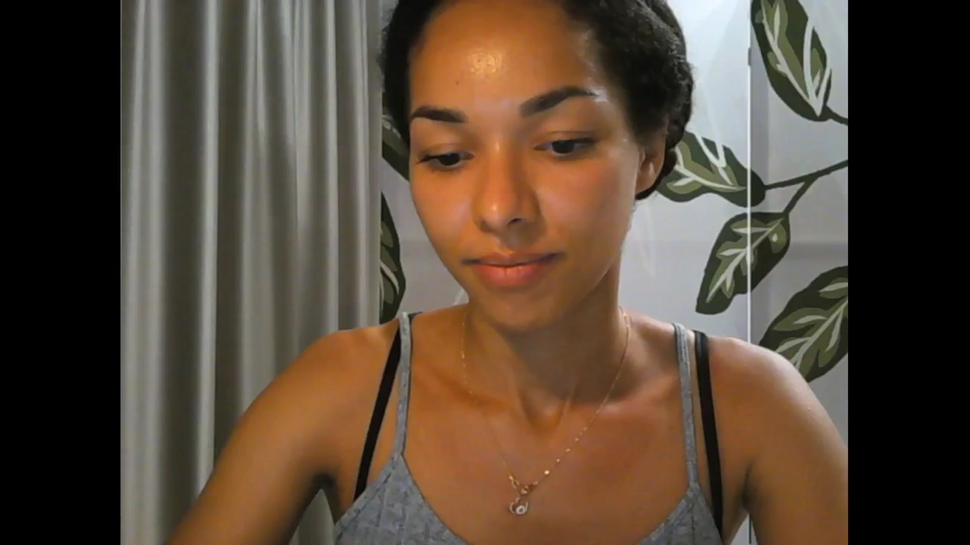 Gallery image thumbnail from Carmel_Dee's myfreecams stream on, 07/26/2025, 19:44 image 4 of 20